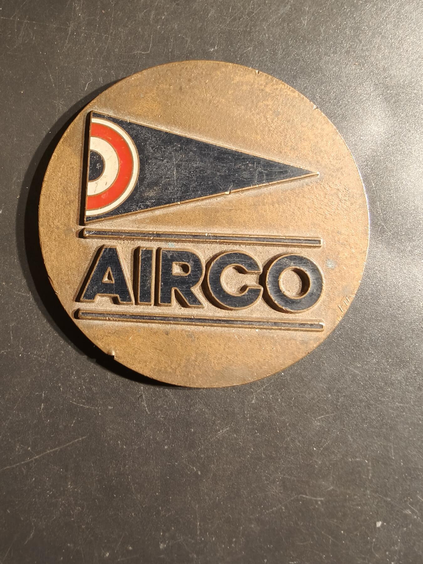 老王徽章第163期 13-15日三场连拍 16日统一发货  13、14日结束后可寄存