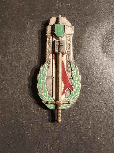 老王徽章第163期 13-15日三场连拍 16日统一发货  13、14日结束后可寄存 -  法国圣西尔军校勒马里内尔届学员晋升证章