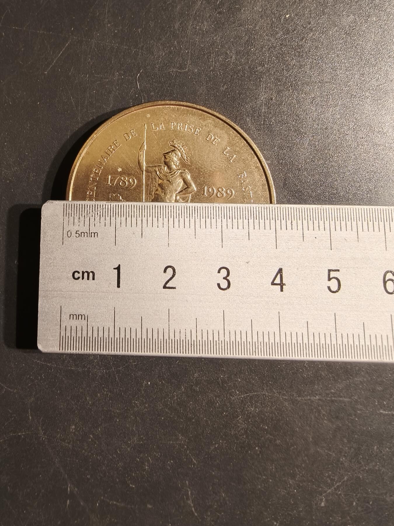 老王徽章第163期 13-15日三场连拍 16日统一发货  13、14日结束后可寄存