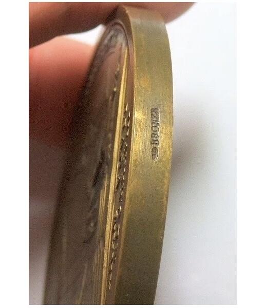 【艺术】法国艺术大章 纪念1638年路易十三儿子路易十四出生 高浮雕精制超大铜章 70MM 175克