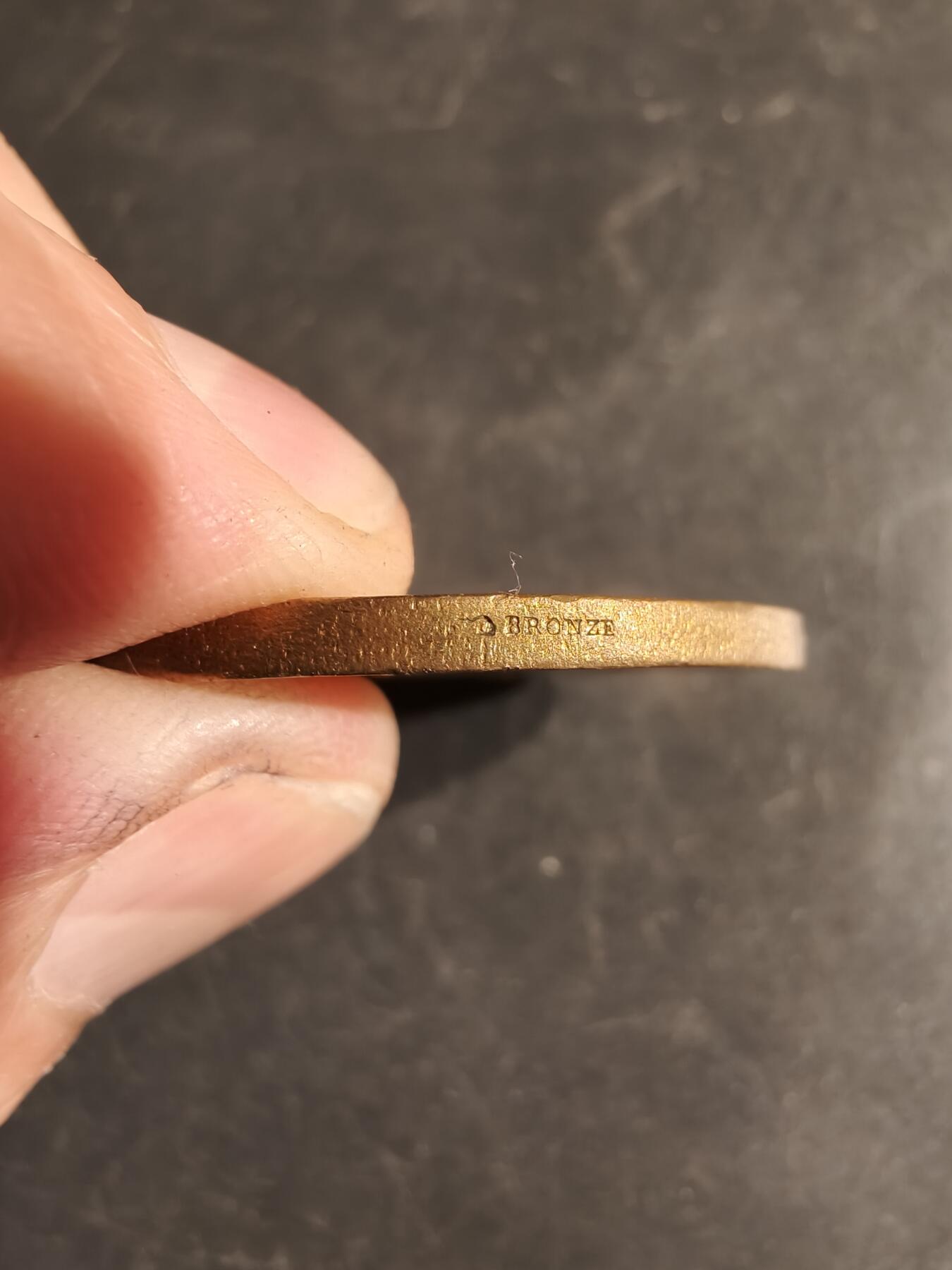 老王徽章第163期 13-15日三场连拍 16日统一发货  13、14日结束后可寄存