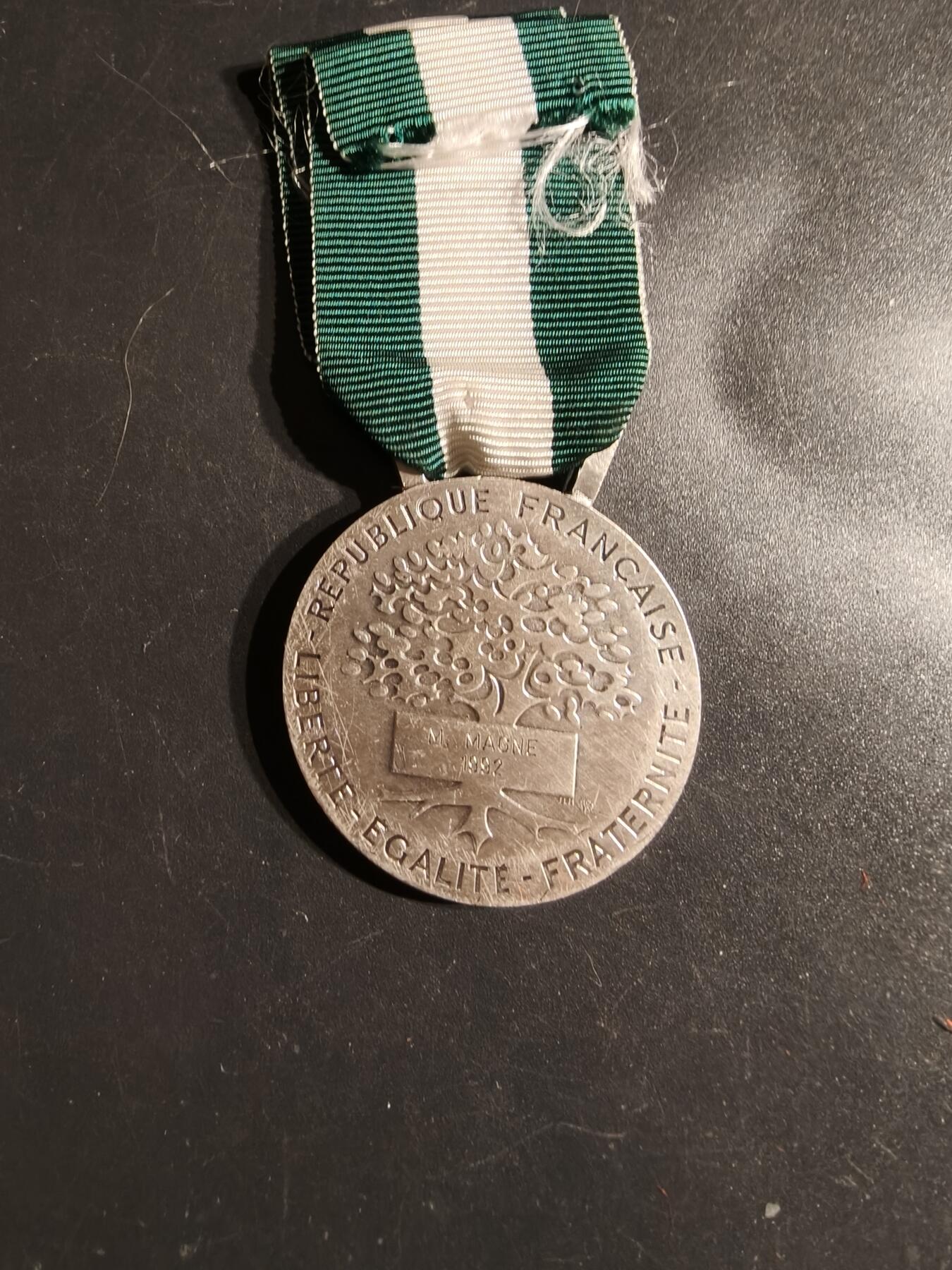 老王徽章第163期 13-15日三场连拍 16日统一发货  13、14日结束后可寄存