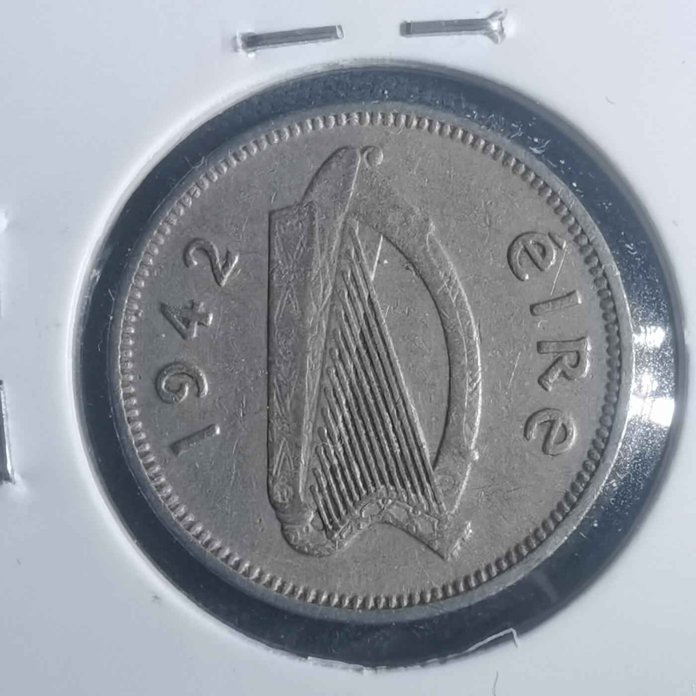 沼泽如烟--第900场 爱尔兰1942年3便士