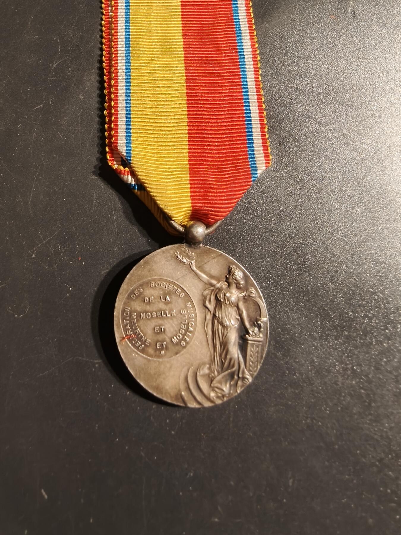 老王徽章第163期 13-15日三场连拍 16日统一发货  13、14日结束后可寄存