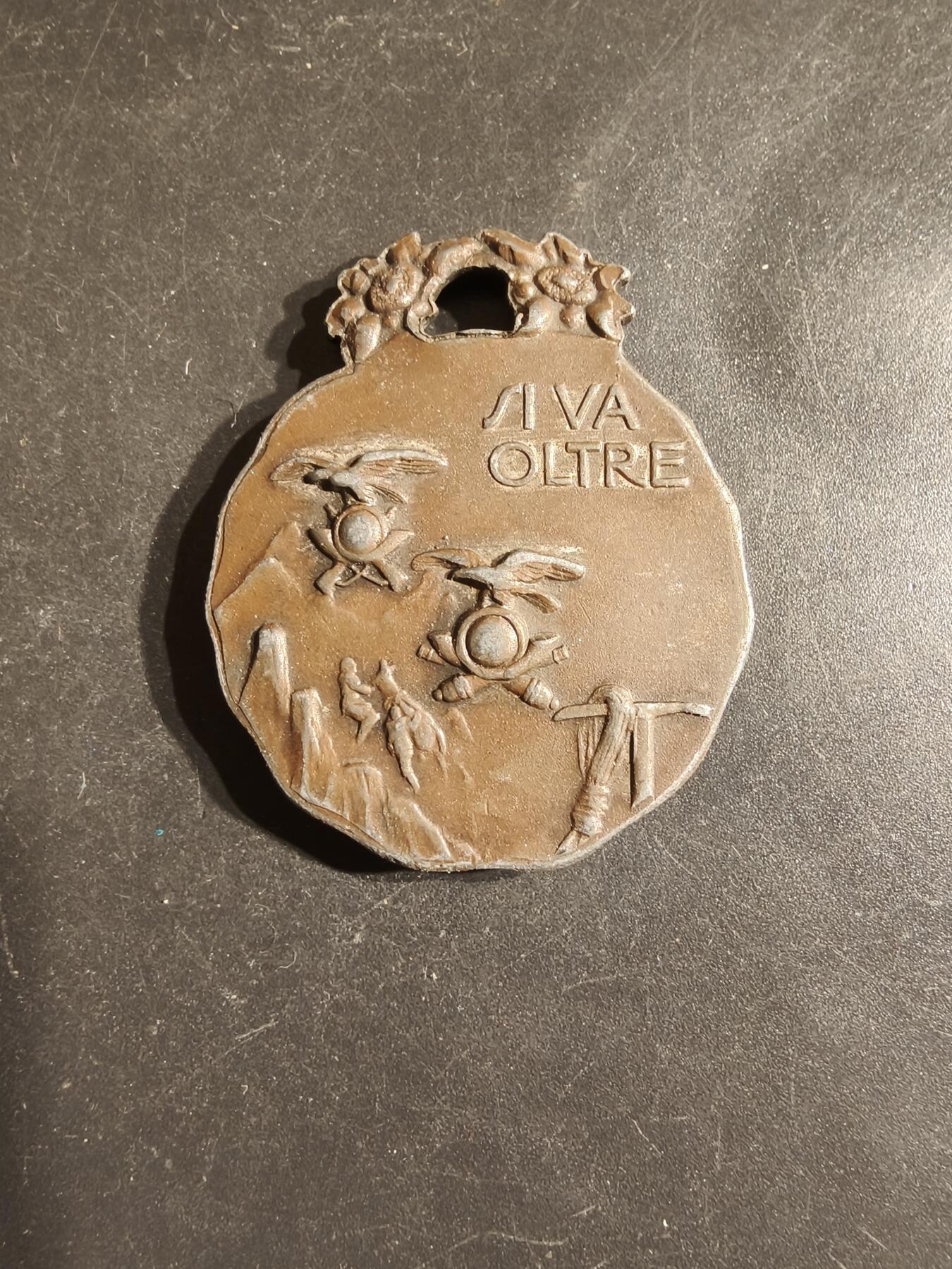 老王徽章第163期 13-15日三场连拍 16日统一发货  13、14日结束后可寄存