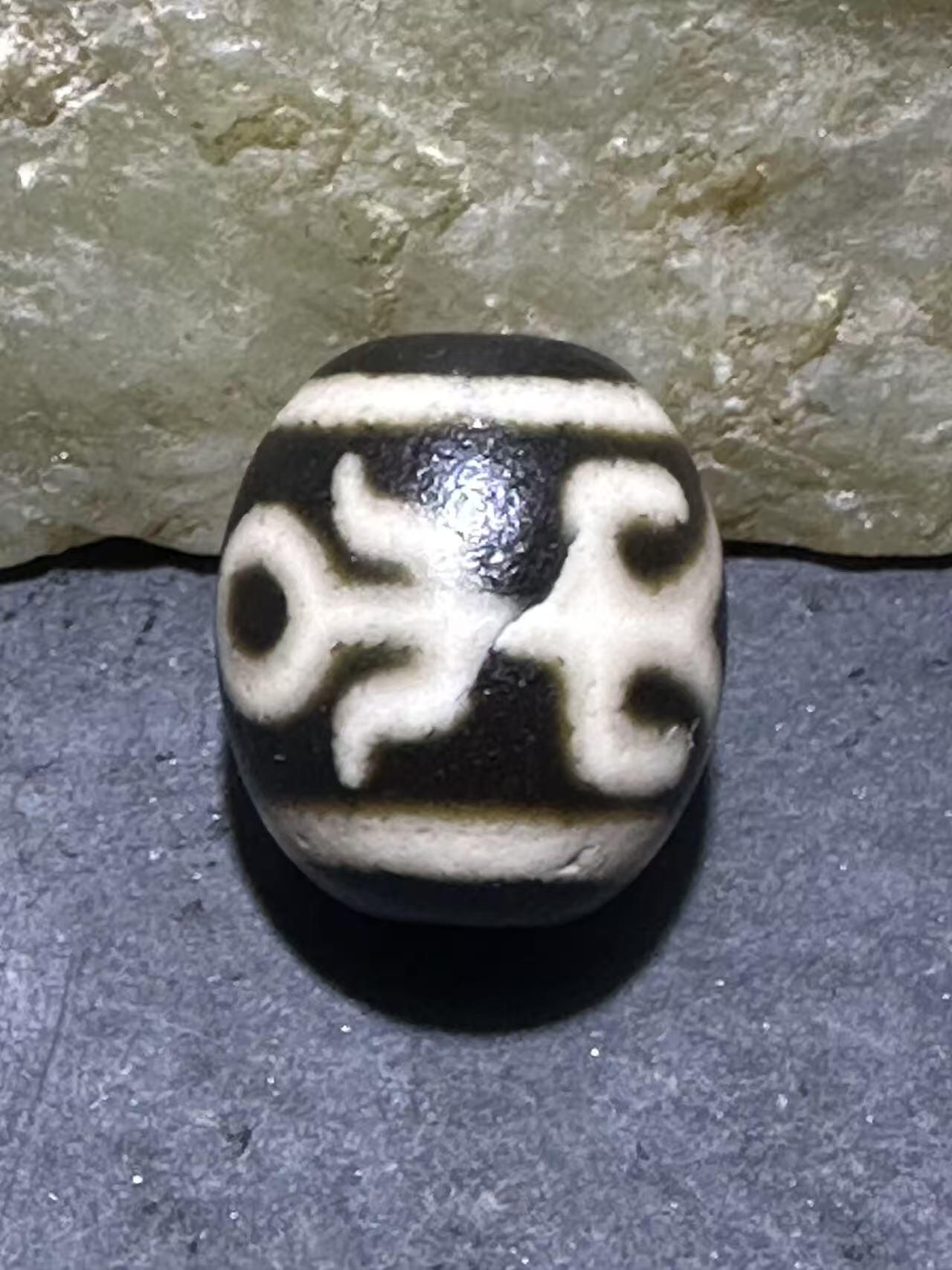 精品藏传贵人天珠一颗