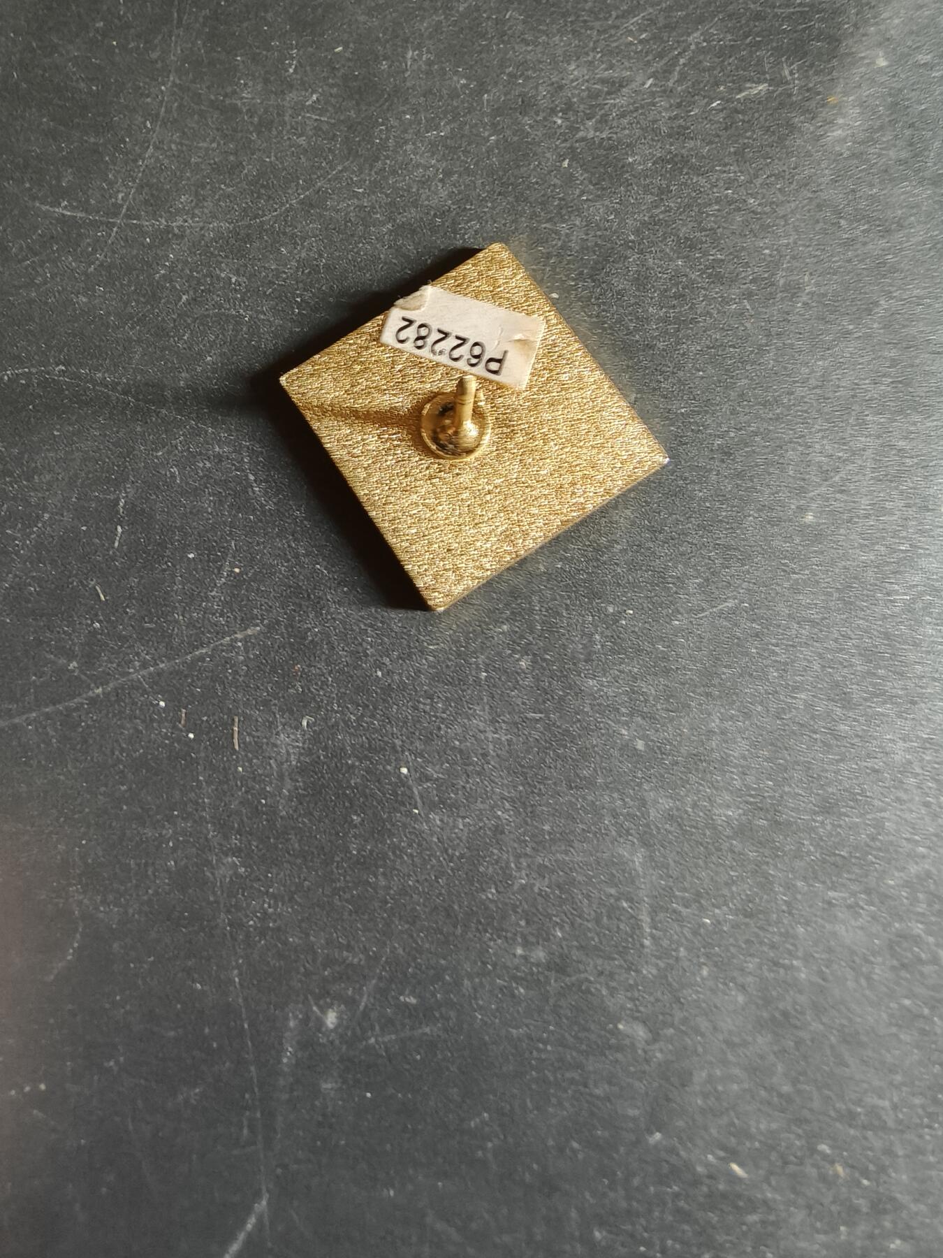 老王徽章第163期 13-15日三场连拍 16日统一发货  13、14日结束后可寄存