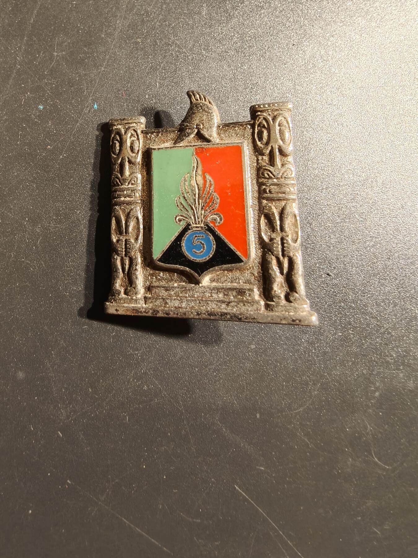 老王徽章第163期 13-15日三场连拍 16日统一发货  13、14日结束后可寄存