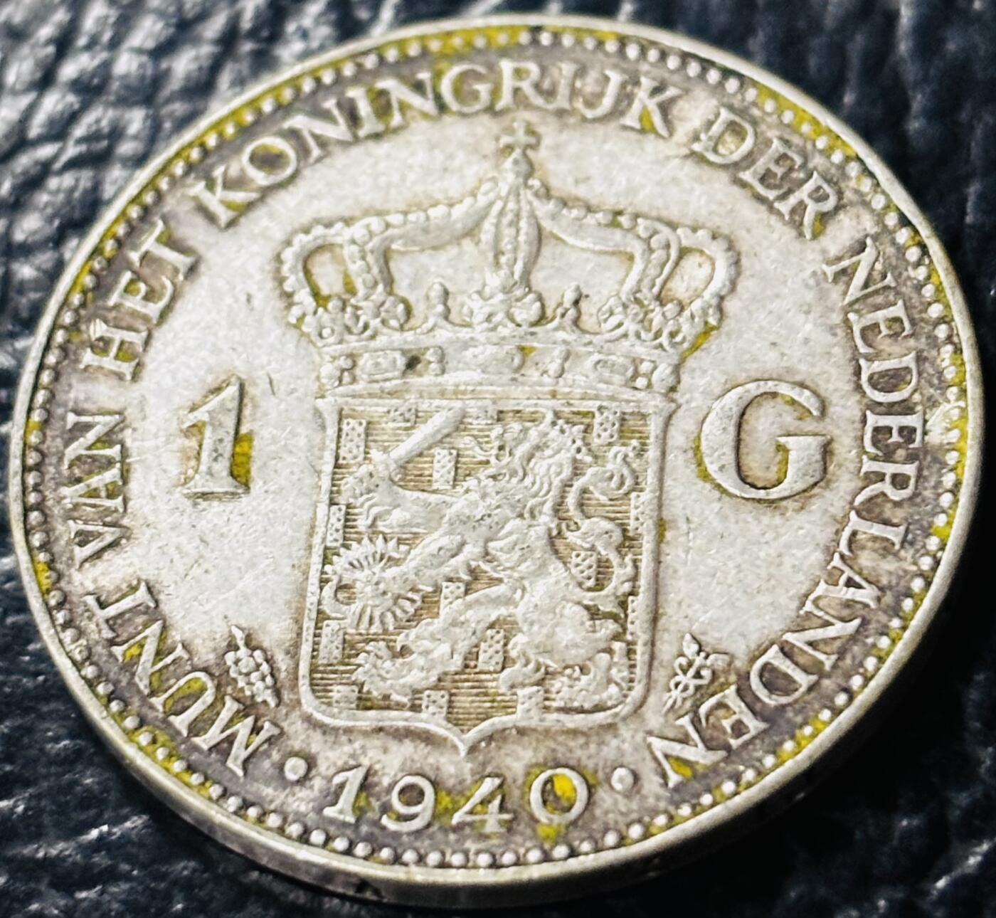 文馨钱币收藏第 281 场，【 长期接收代拍品】银元，银币，套币，纸币专场（本场截拍后休息三天，19 号发货） 流通极美品，原汁原味 1940 年荷兰威廉明娜女王 1 盾银币，第五版 720 高银