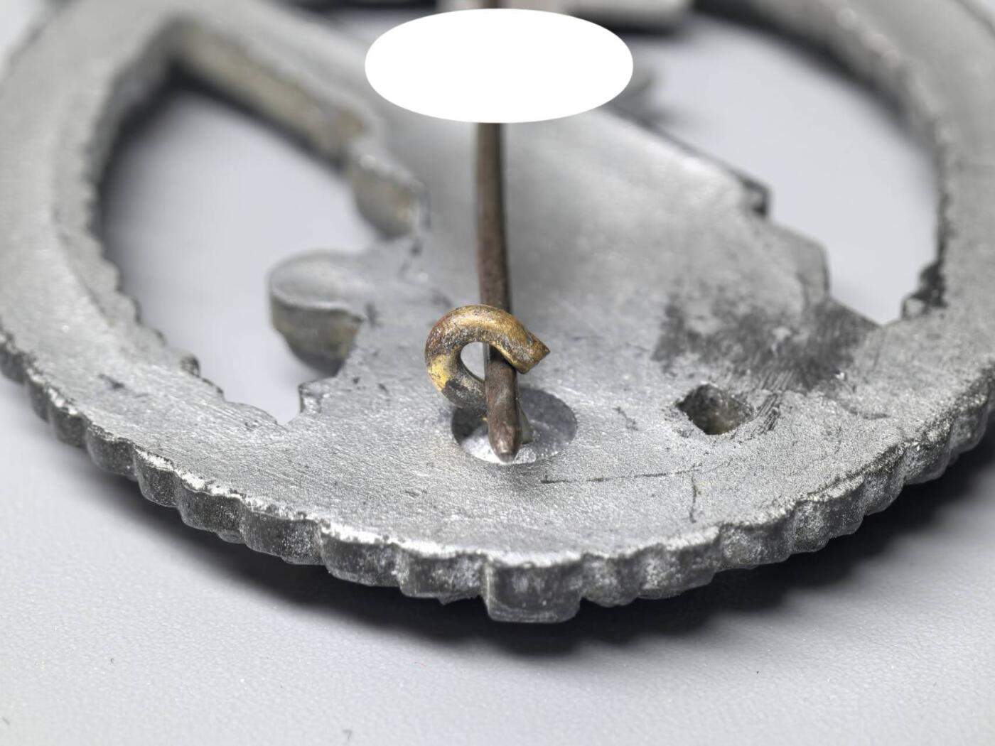 小驴勋章奖章收藏11月15日周六晚五点拍卖（珍爱和平，收藏战争，铭记历史，勿忘国耻，忠党爱国。有偿代拍，送拍规则在简介最后，参拍须阅读规则后再参拍，关系到运费包装发货时效真假辨别等关键信息，拍卖时不再发原图，看大图店主微信码在拍卖店铺介绍里）