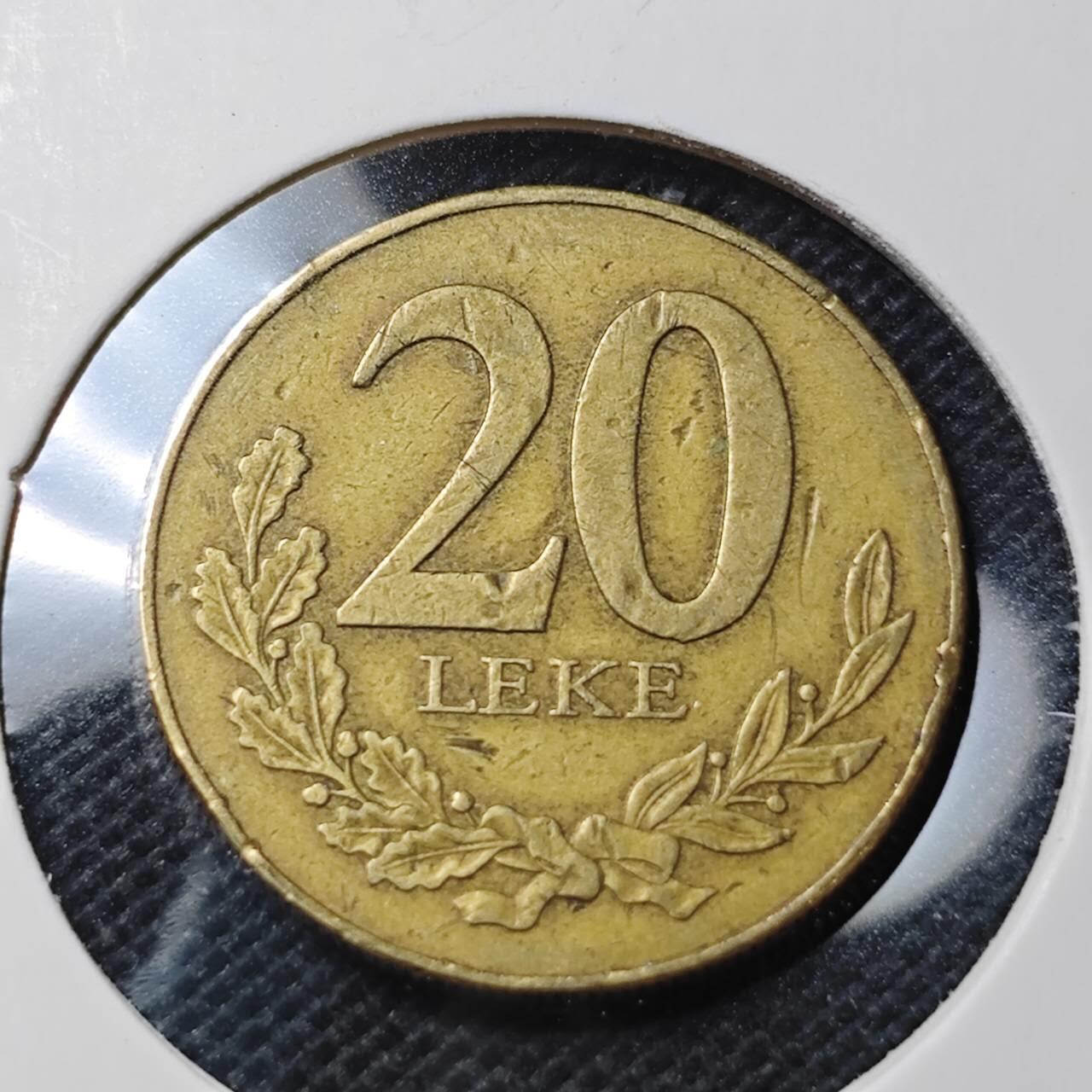 KK钱币收藏小铺  第370场  2月预留时间 周末发货  阿尔巴尼亚20列克