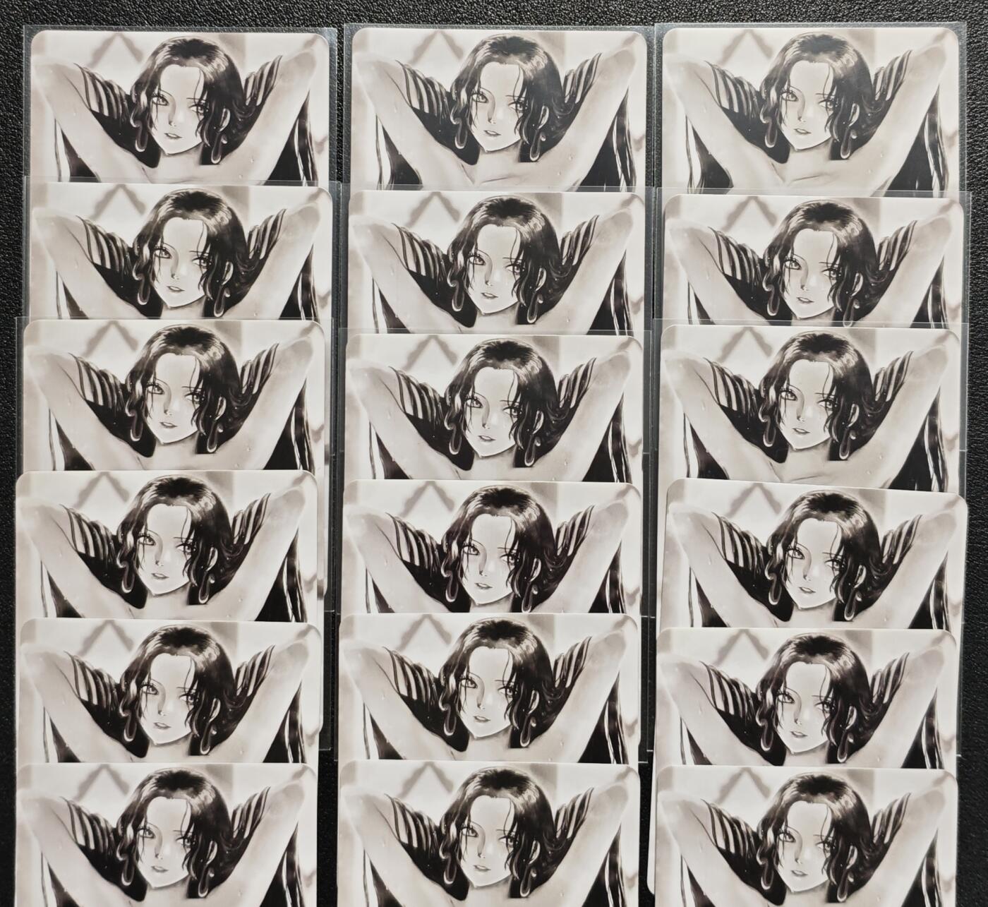 天玑星卡拍第139期《11.18周二截拍艳绝天下》持续收拍收评中 满赠卡需备注 海贼王 艺术版 动漫美女 彩闪 十八张