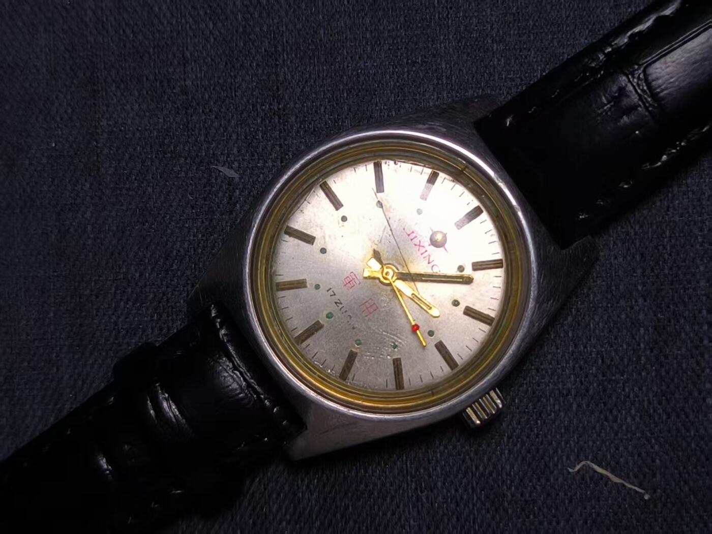 罗岚⭐爱藏⭐精品专拍第七场-分享拍场赚佣（周六有群拍，详细看简介） 吉星牌军用手表-对越时期指战员（干部）配发 定制机芯-真皮表带-走时功能全出对越造型必备