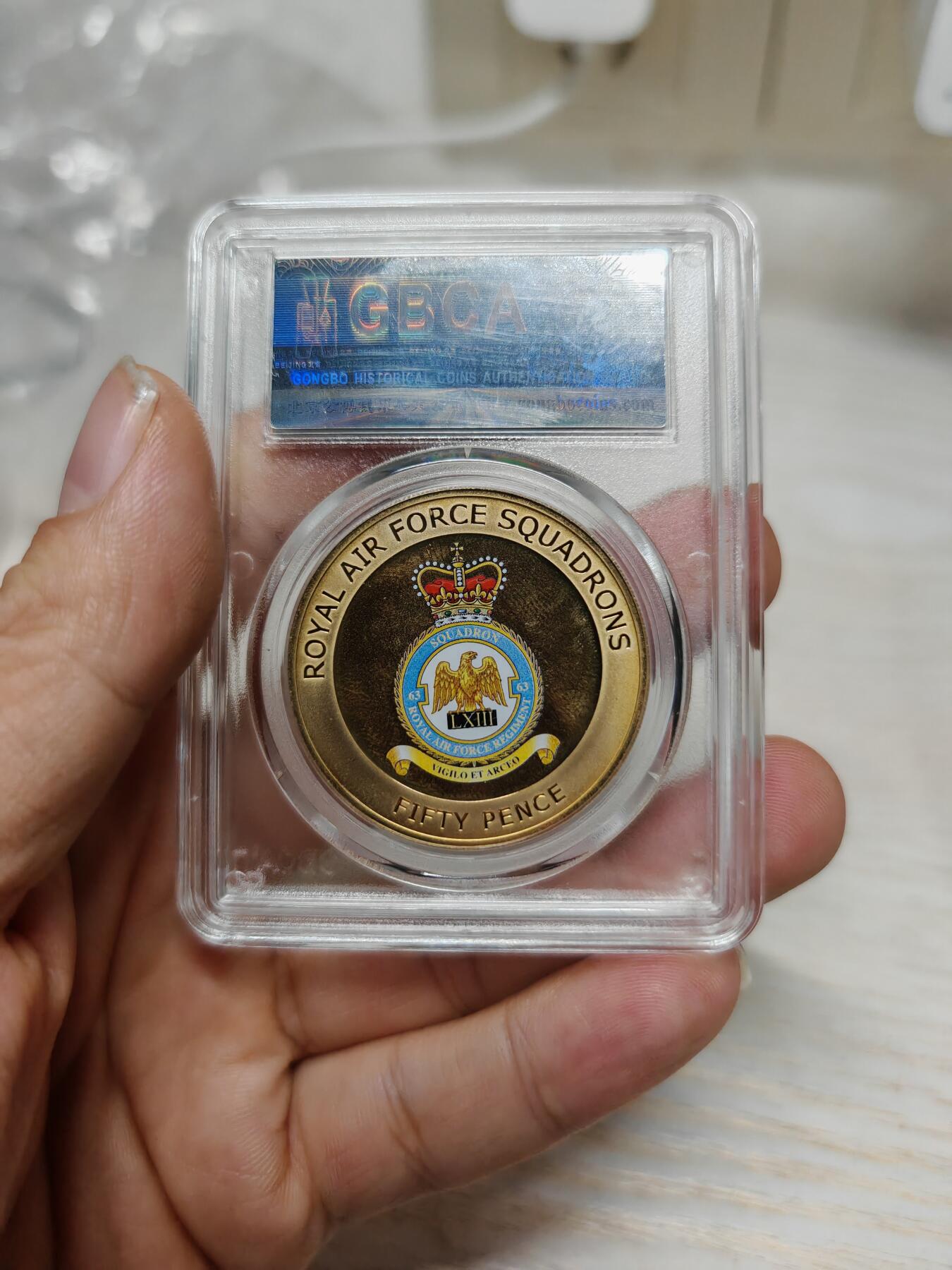 英国2013年皇家空军63中队镀金纪念币（北京公博MS68）