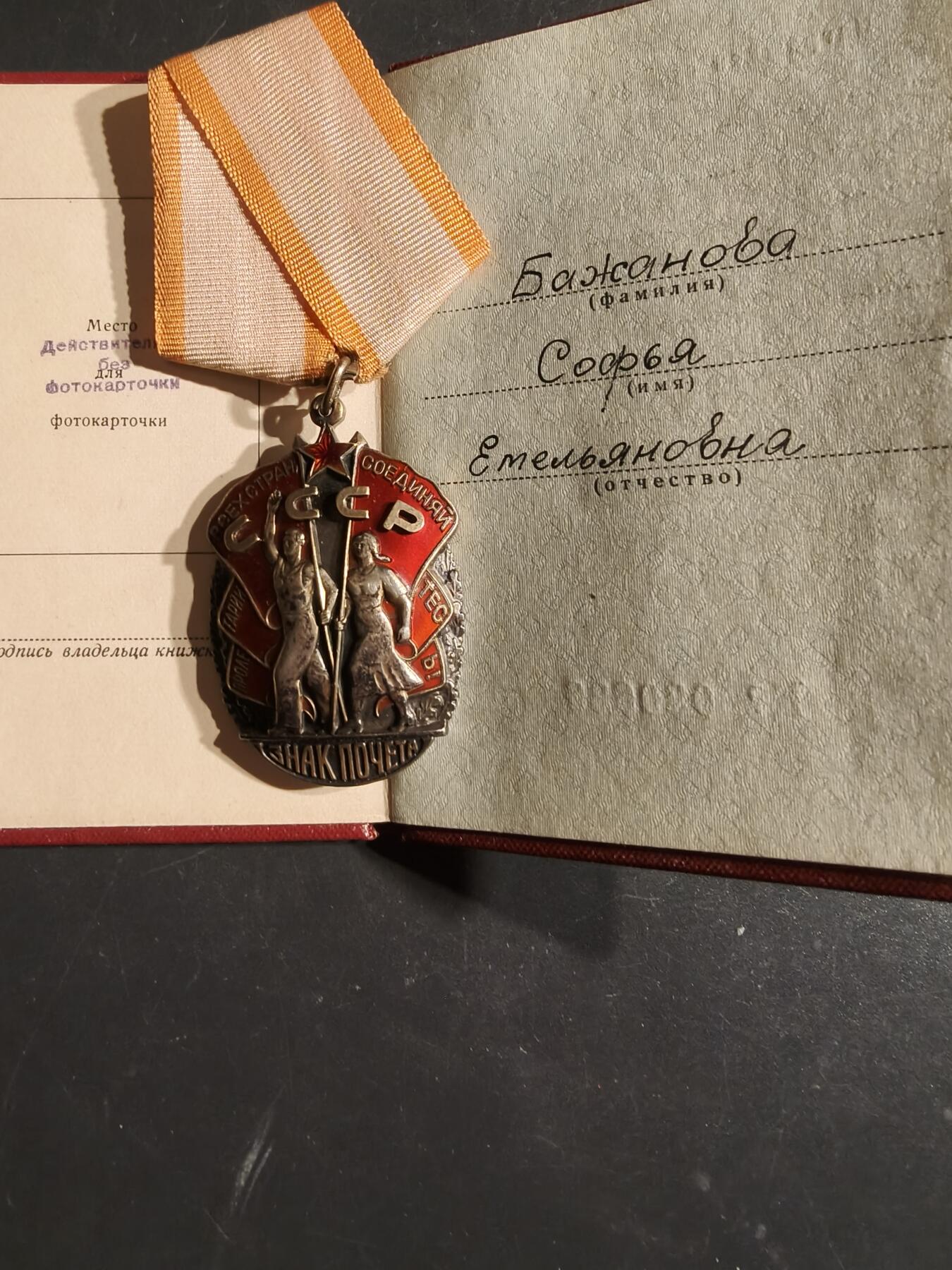 老王徽章第163期 13-15日三场连拍 16日统一发货  13、14日结束后可寄存