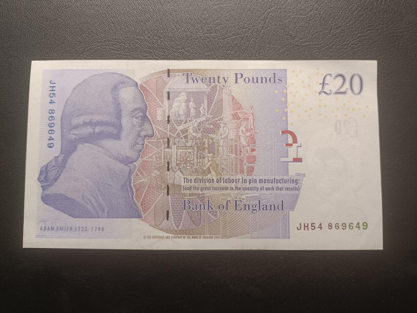 2025十一月第四期，总202期 英格兰F序列20镑UNC-，中年女王和亚当斯密