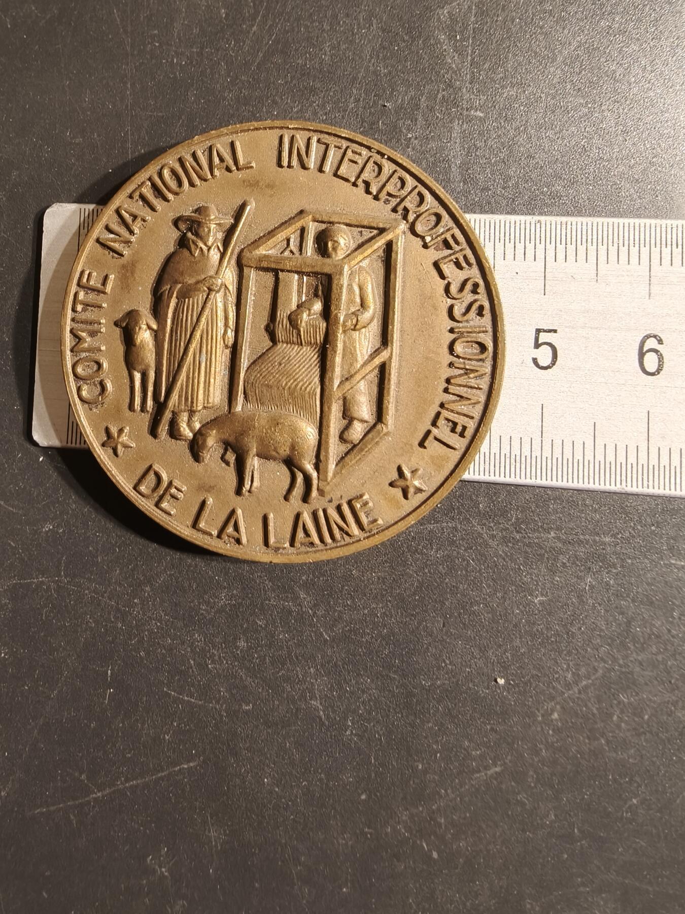 老王徽章第163期 13-15日三场连拍 16日统一发货  13、14日结束后可寄存