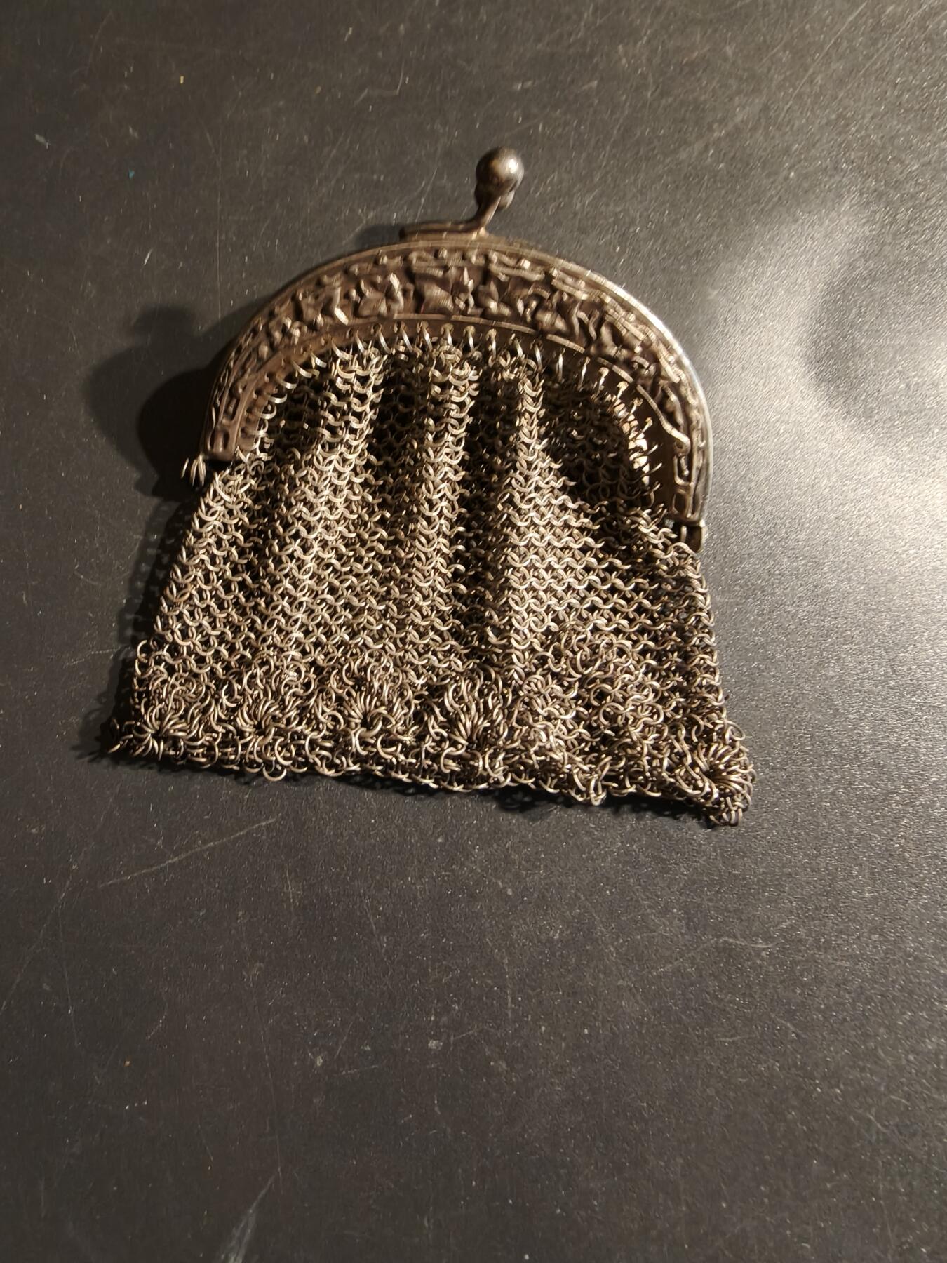 老王徽章第163期 13-15日三场连拍 16日统一发货  13、14日结束后可寄存