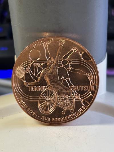 第181期拍卖 - 法国2021年2024奥运项目轮椅网球纪念铜币