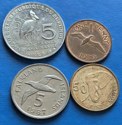 外国优质老铜币银币，周六九点倒数截拍，满百包邮，可寄存半年，喜欢朋友微信扫描二维码可直接参拍 - 动物币4枚