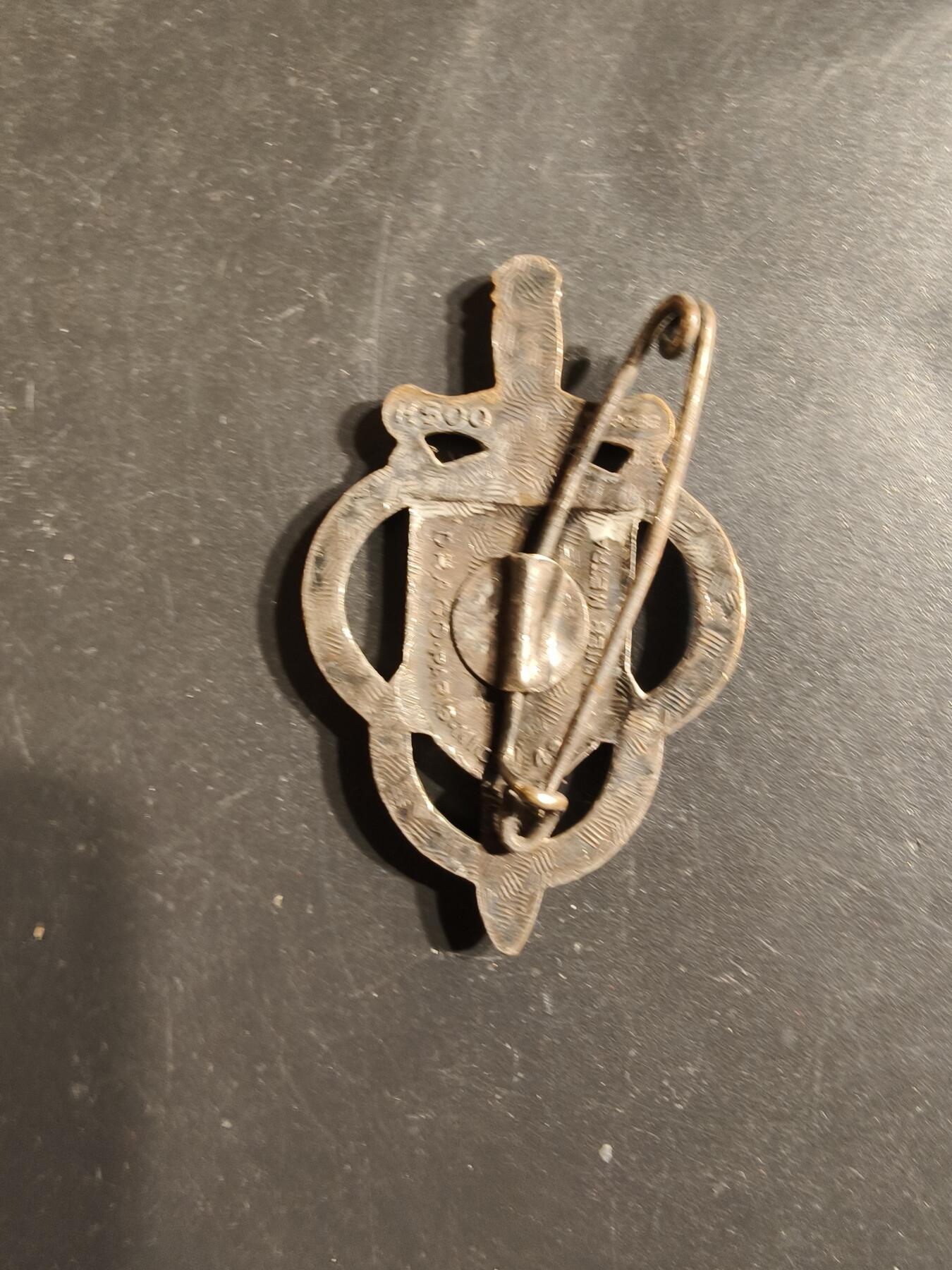 老王徽章第163期 13-15日三场连拍 16日统一发货  13、14日结束后可寄存