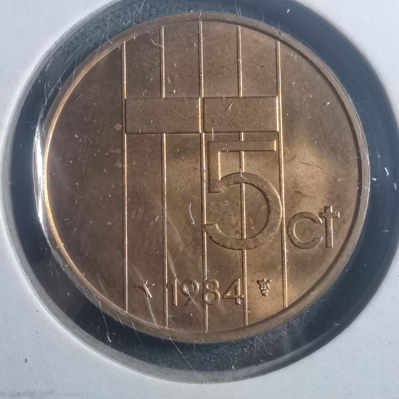 沼泽如烟--第903场 荷兰1984年五分