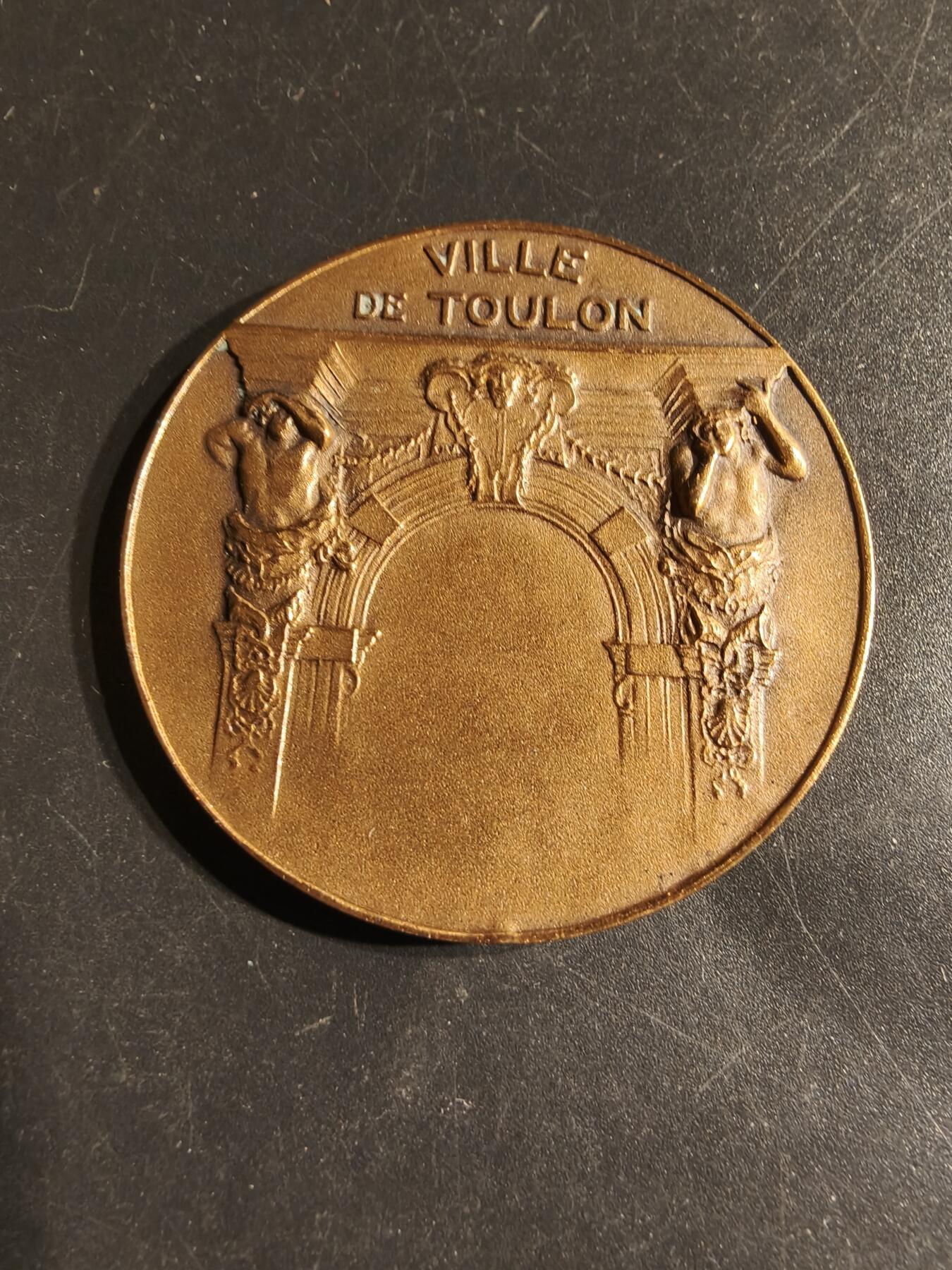 老王徽章第163期 13-15日三场连拍 16日统一发货  13、14日结束后可寄存