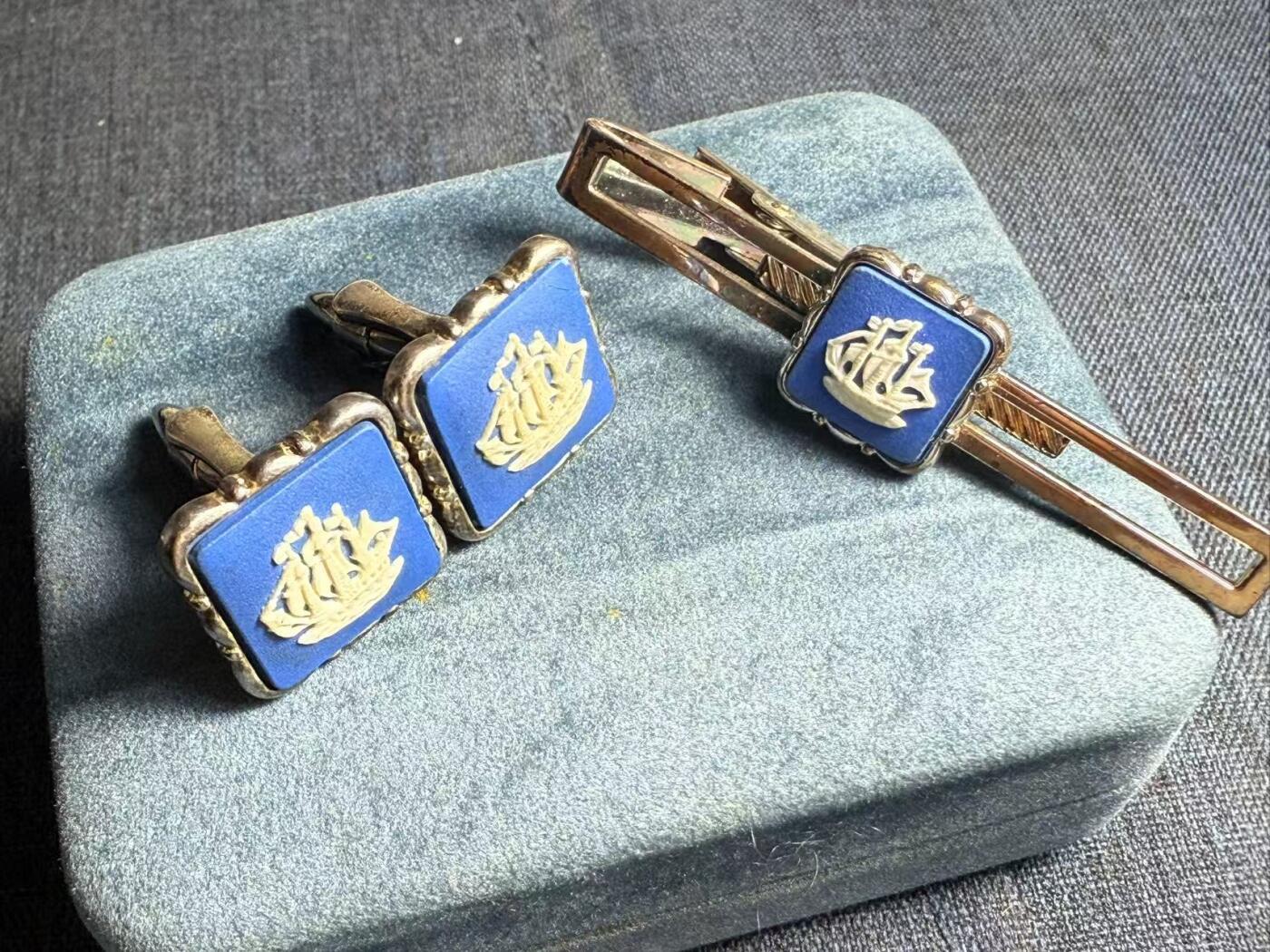 罗岚⭐爱藏⭐精品专拍第七场-分享拍场赚佣（周六有群拍，详细看简介） 中古奢侈  Wedgwood威基伍德 浮雕陶瓷帆船袖口领带夹一套  镀银材质