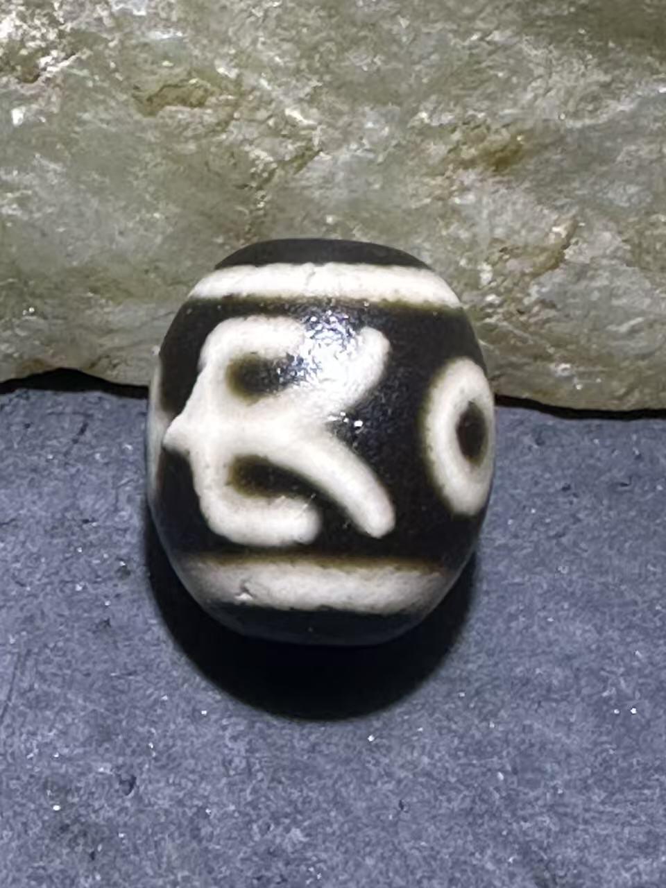 精品藏传贵人天珠一颗