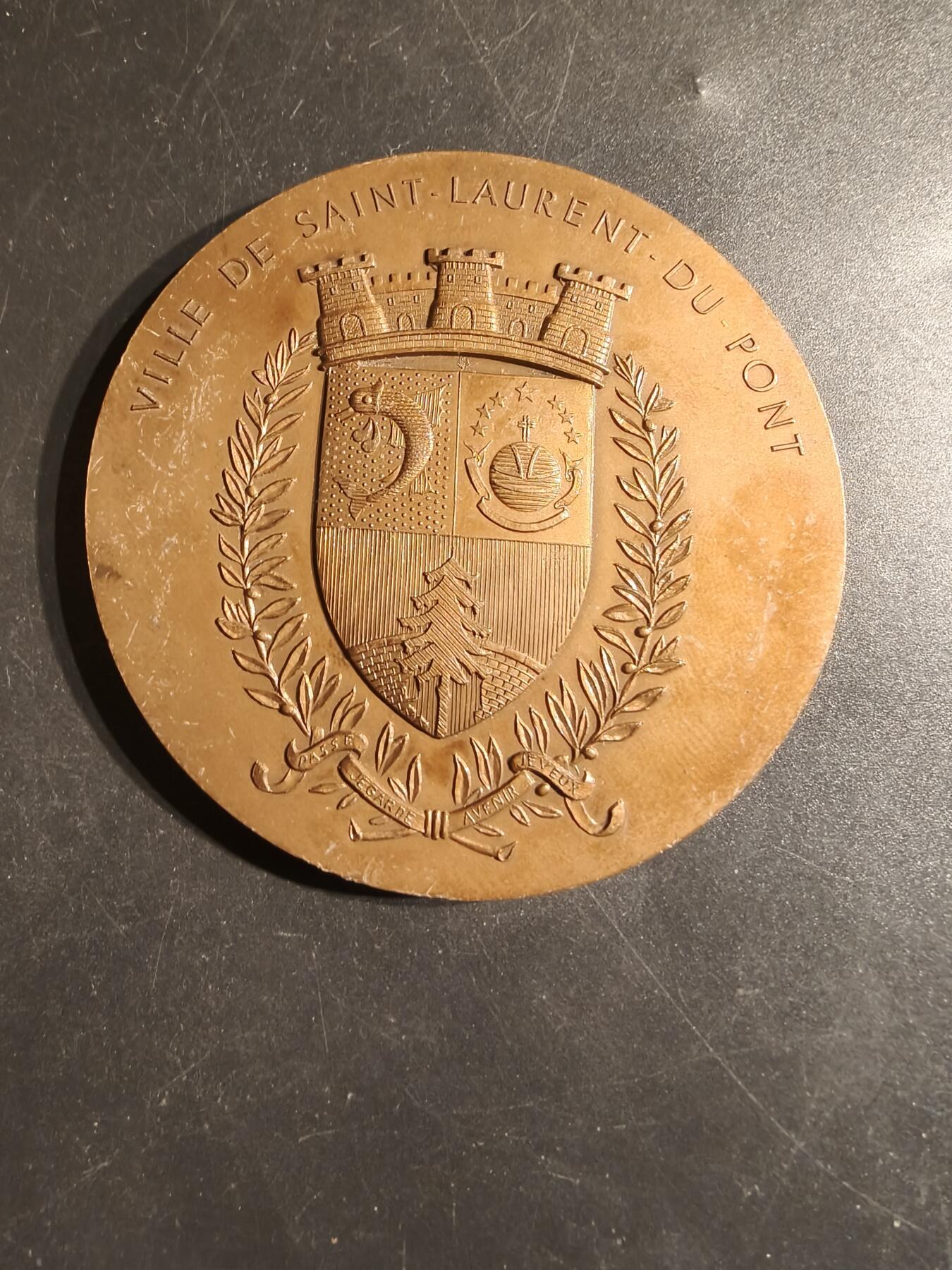 老王徽章第163期 13-15日三场连拍 16日统一发货  13、14日结束后可寄存