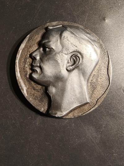 老王徽章第163期 13-15日三场连拍 16日统一发货  13、14日结束后可寄存 - 苏联尤里加加林镀银大铜章     高浮雕     直径72mm