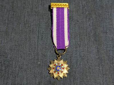 罗岚⭐爱藏⭐精品专拍第七场-分享拍场赚佣（周六有群拍，详细看简介） - 中华民国大绶景星勋章（礼服用mini版）五十年代退台早期版本-银质珐琅