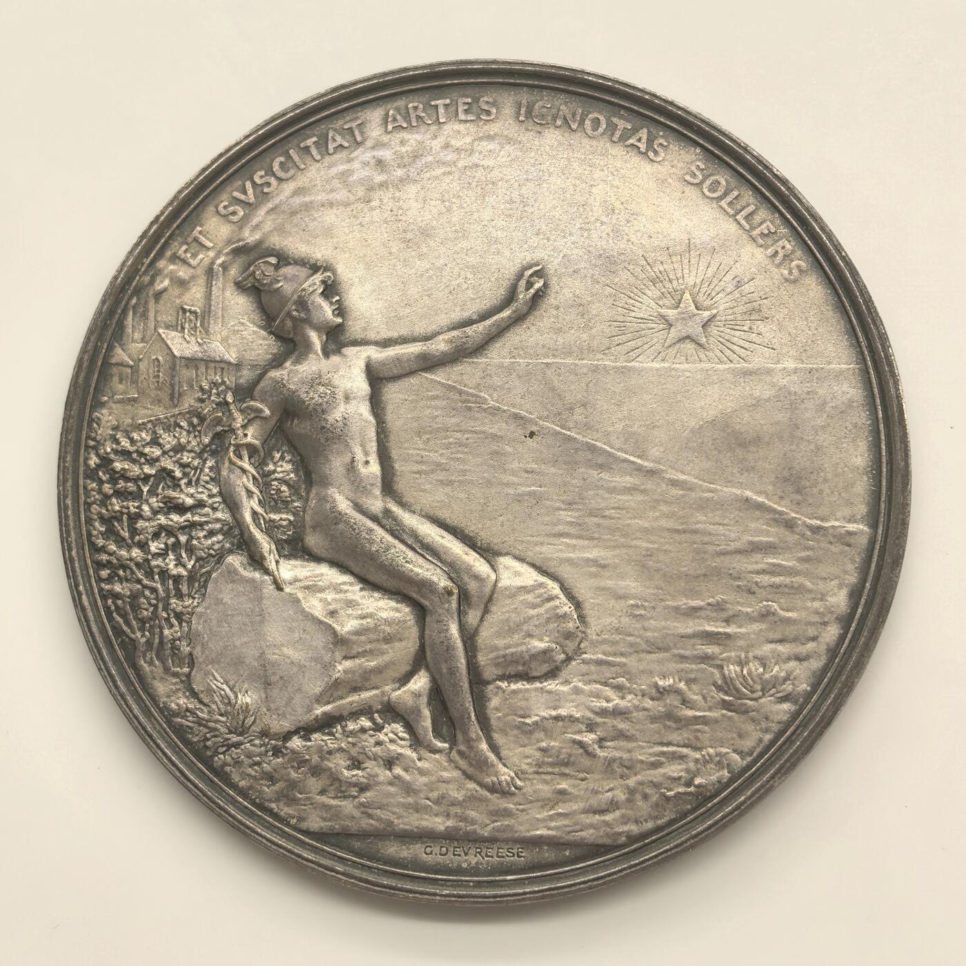 博洋堂世界钱币拍卖第146期（全场包邮） 比利时通用公司成立100周年大型纪念章，比利时雕刻大师Devreese作品，J.Fonson公司发行，铜镀银材质，品相好，工艺精美，名家作品，129g左右，75mm