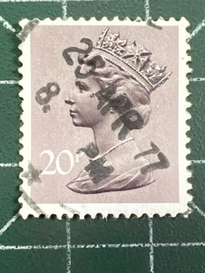 第1052 邮票专场 （无押金，捡漏，全场50包邮，偏远地区除外，接收代拍业务，本店十天发一次货） - 英国女王邮票