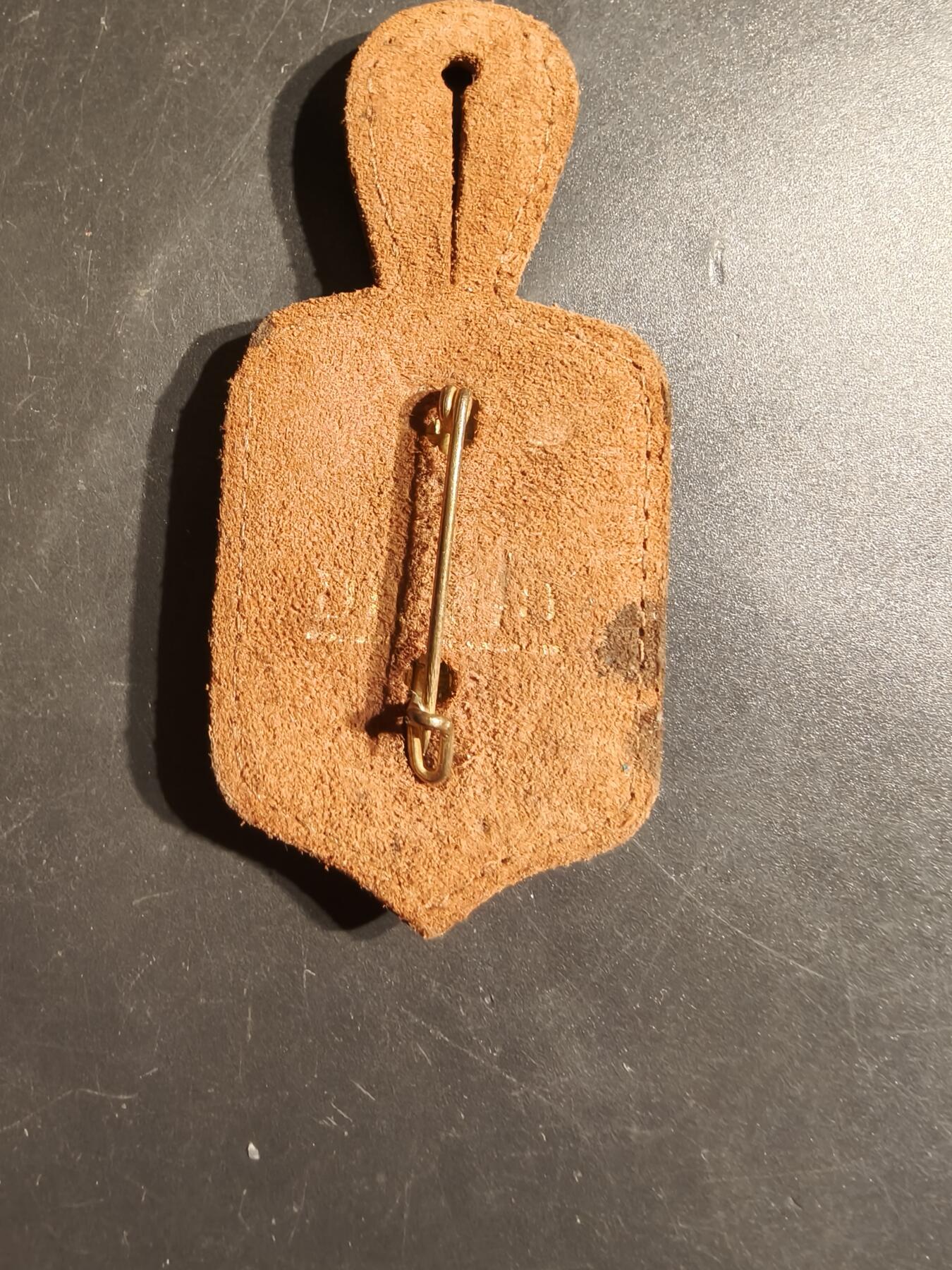 老王徽章第163期 13-15日三场连拍 16日统一发货  13、14日结束后可寄存 法国第60步兵团证章 