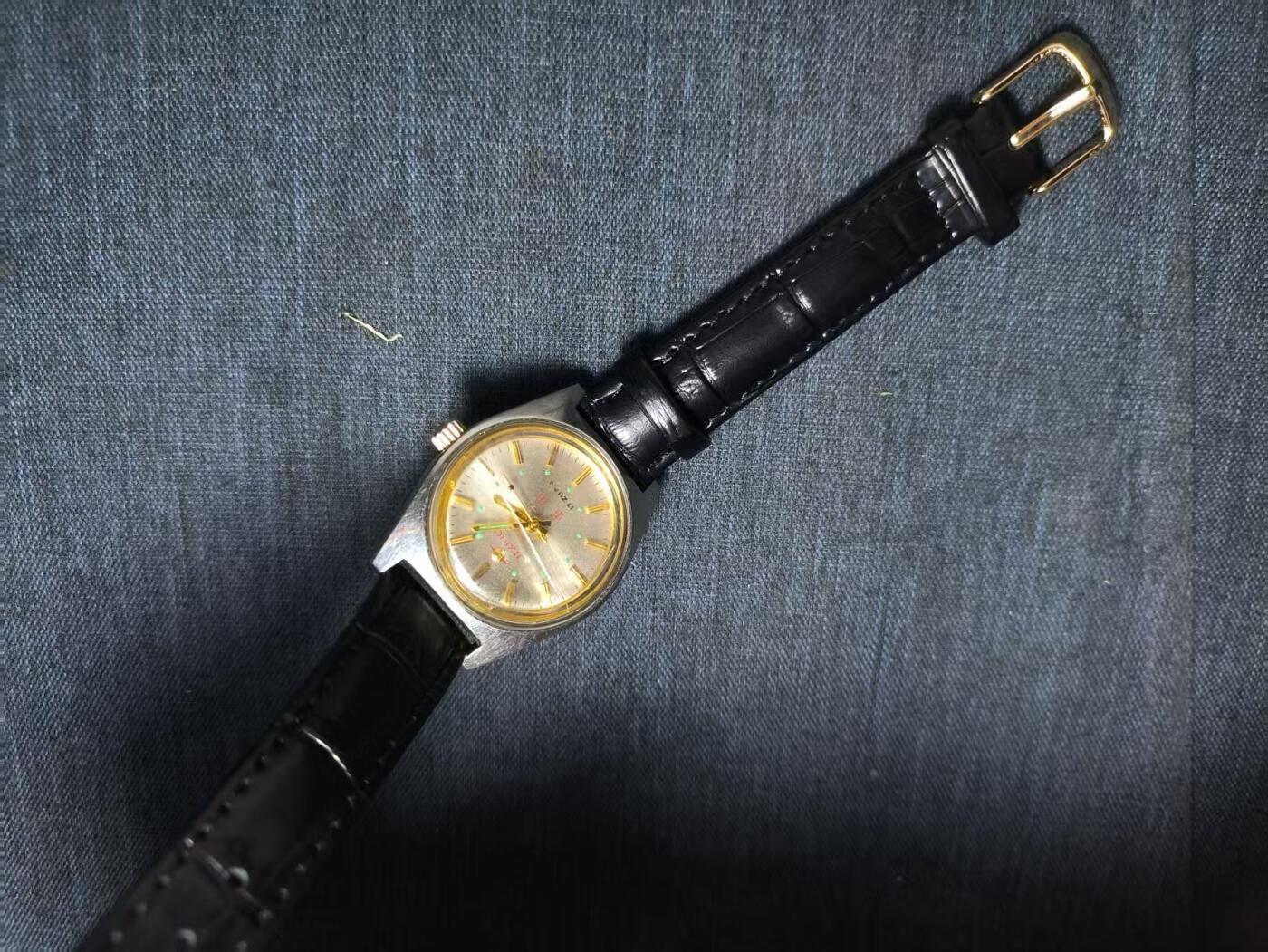 罗岚⭐爱藏⭐精品专拍第七场-分享拍场赚佣（周六有群拍，详细看简介） 吉星牌军用手表-对越时期指战员（干部）配发 定制机芯-真皮表带-走时功能全出对越造型必备