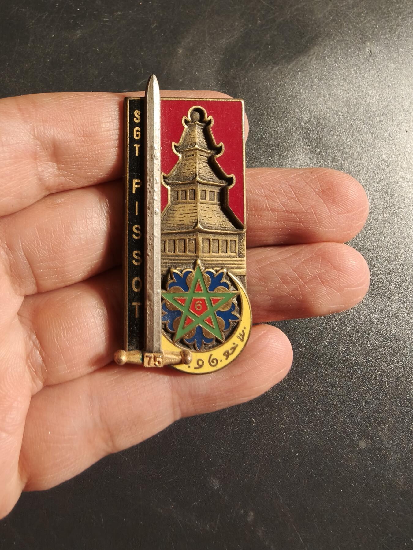 老王徽章第163期 13-15日三场连拍 16日统一发货  13、14日结束后可寄存  法国海军陆战队坦克团皮索特中士晋升证章