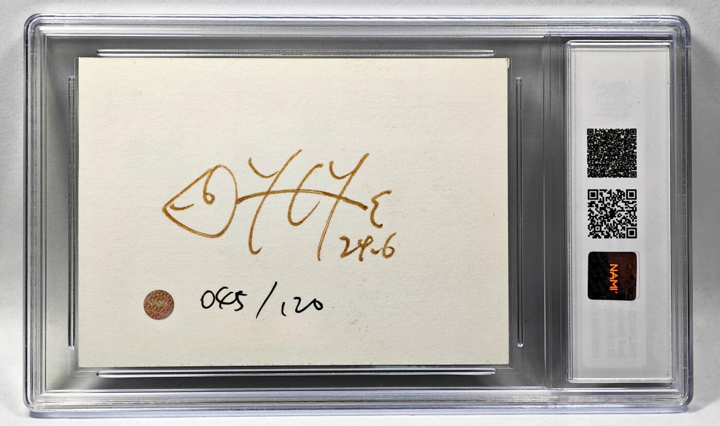 白泽拍卖卡牌手绘专场第28期（细雨生寒、寻梅闻香） 2024 NAMI卡牌 绘画世界 童年记忆 045/120 于驰洋亲签 官封卡砖