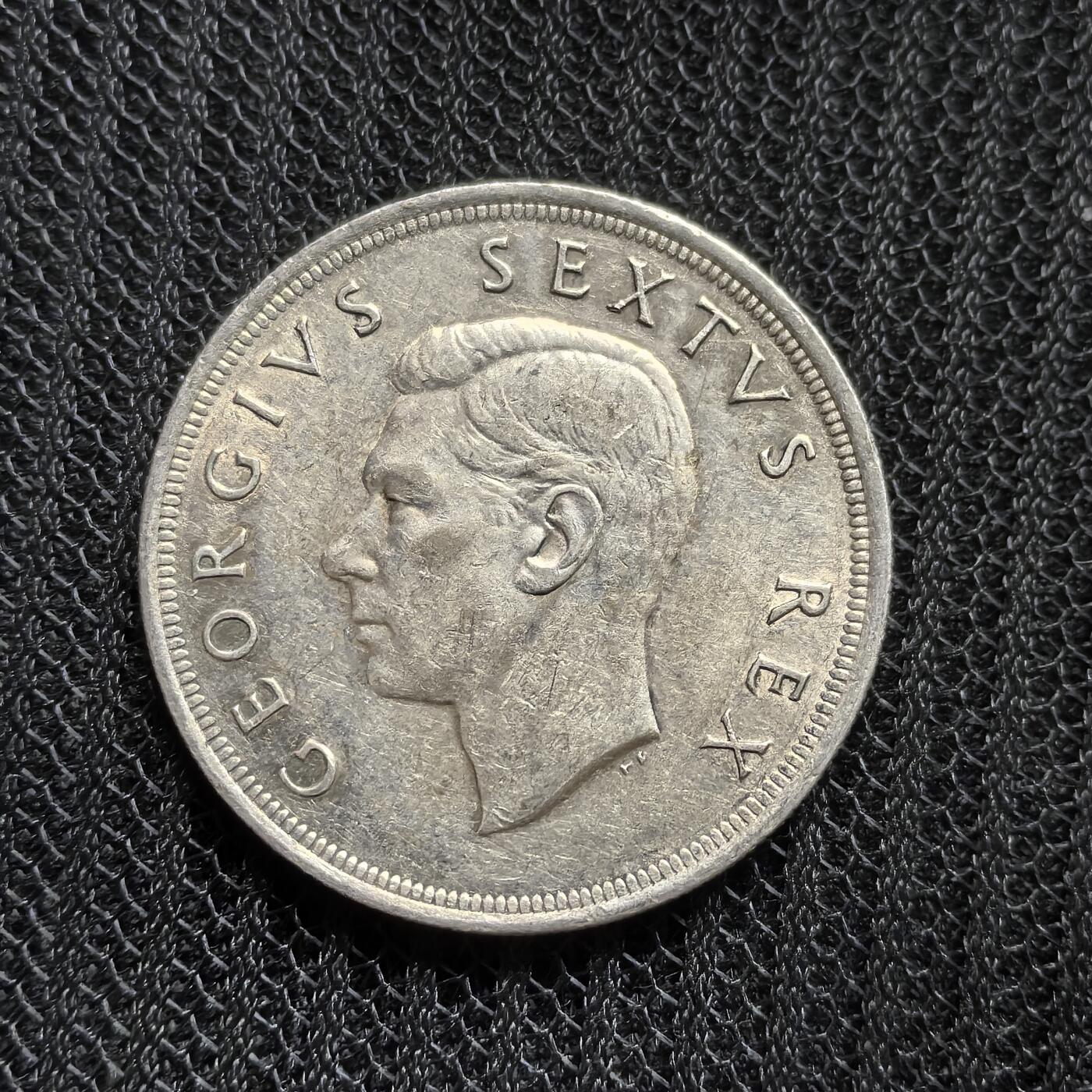 道一币馆币章第一百五十四场 南非1952年开普敦被发现300周年5先令银币  28.28g 500s