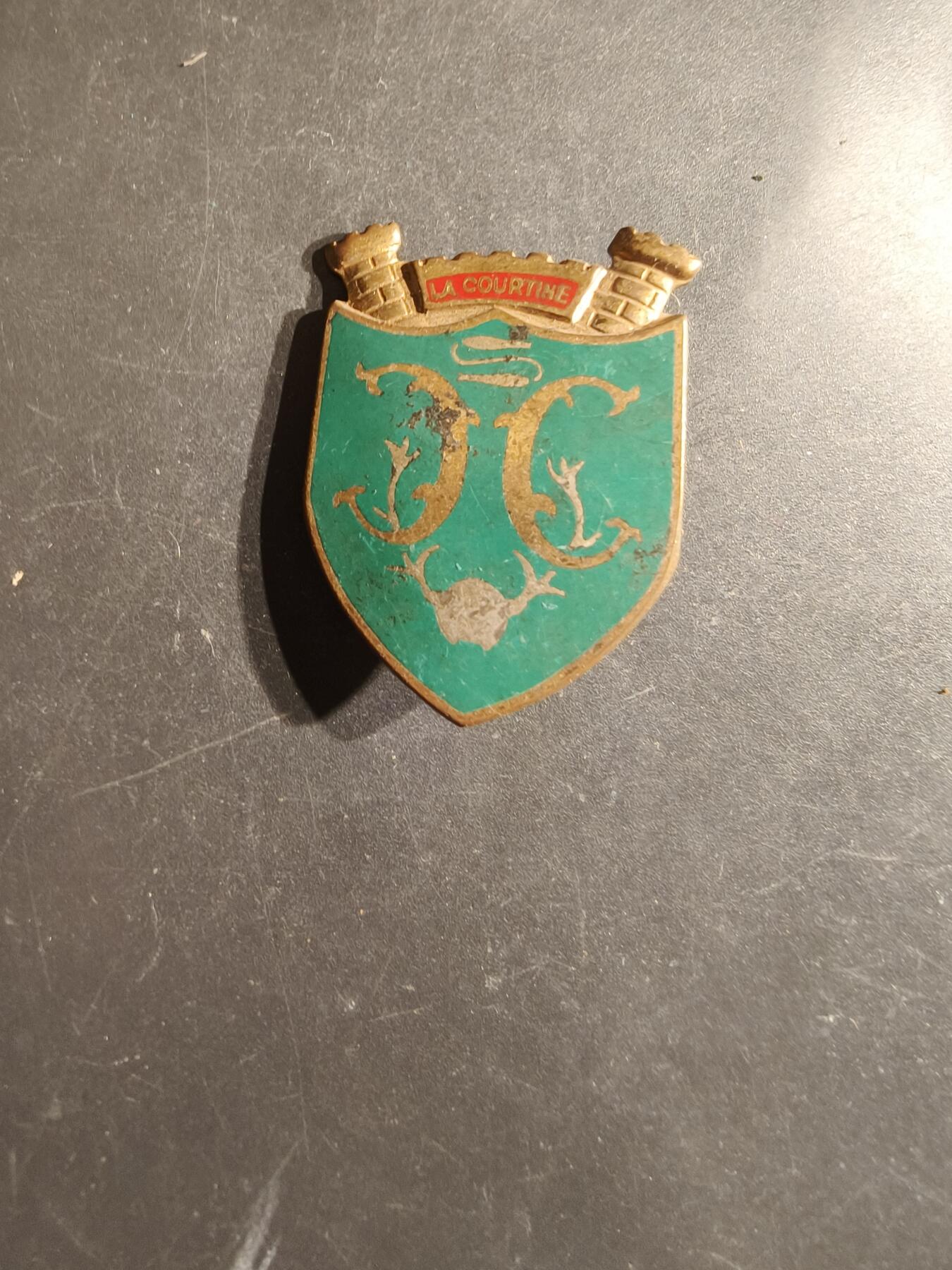 老王徽章第163期 13-15日三场连拍 16日统一发货  13、14日结束后可寄存