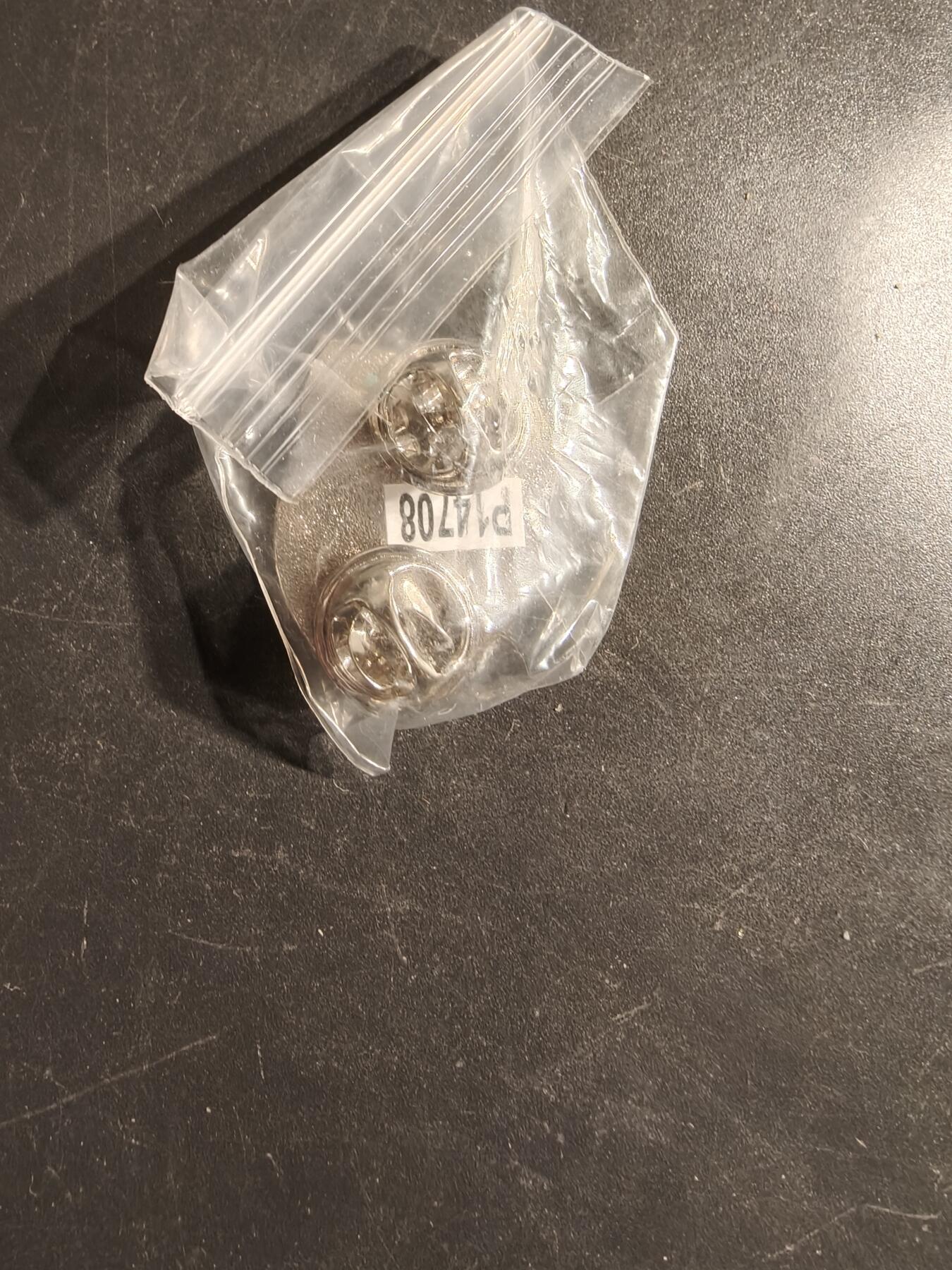 老王徽章第163期 13-15日三场连拍 16日统一发货  13、14日结束后可寄存