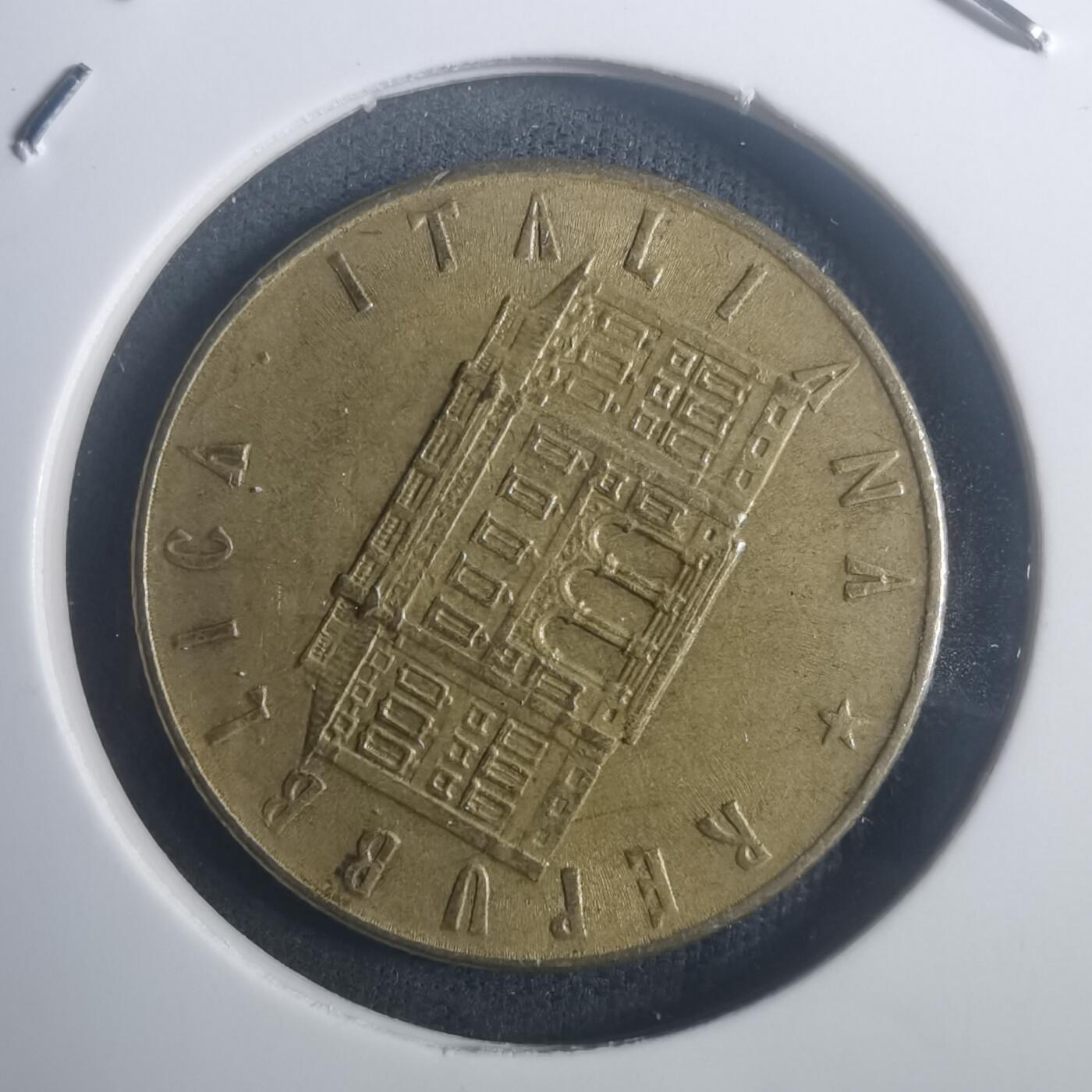 沼泽如烟--第900场 意大利200里拉FAO纪念币