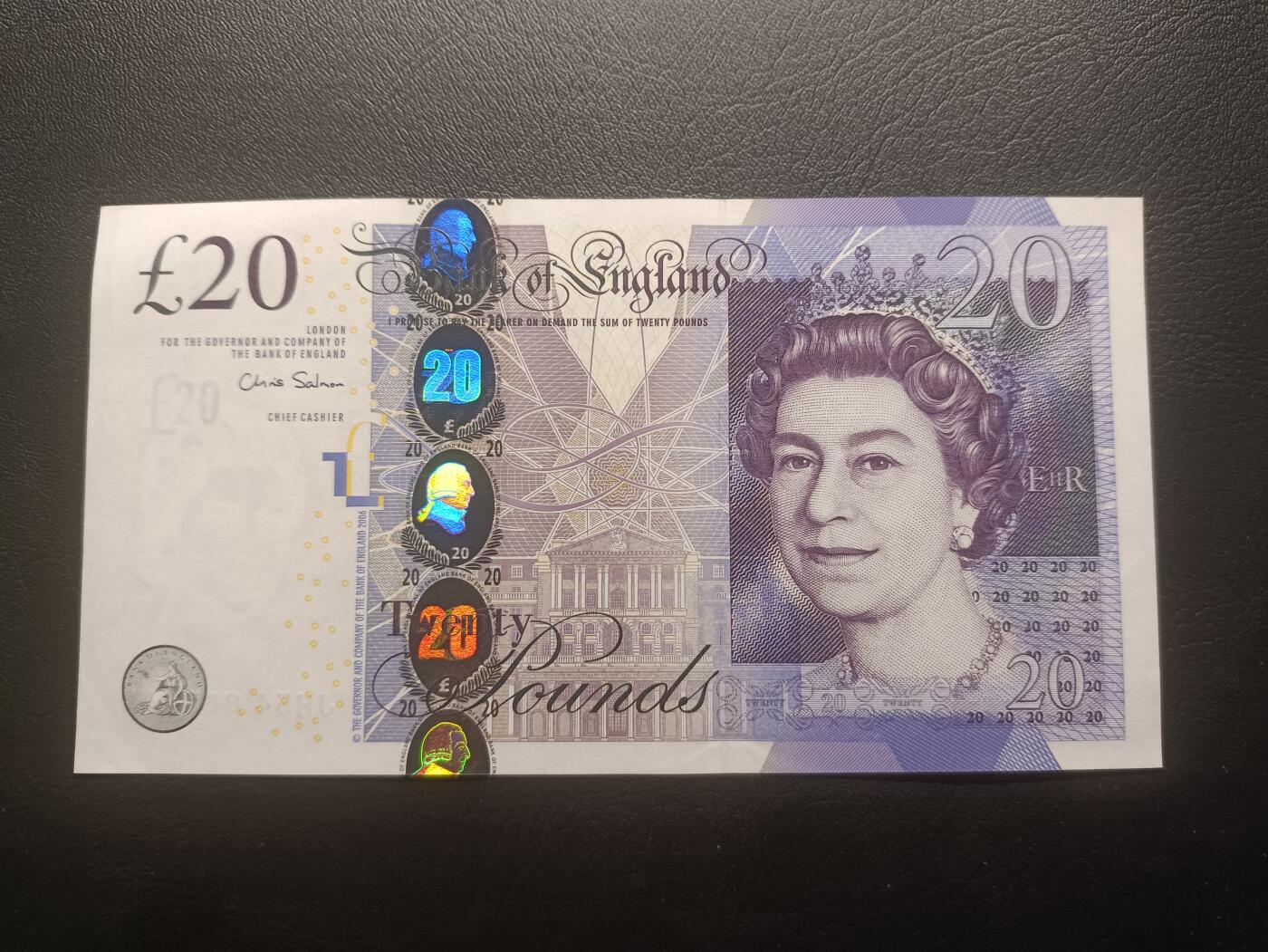 2025十一月第四期，总202期 英格兰F序列20镑UNC-，中年女王和亚当斯密