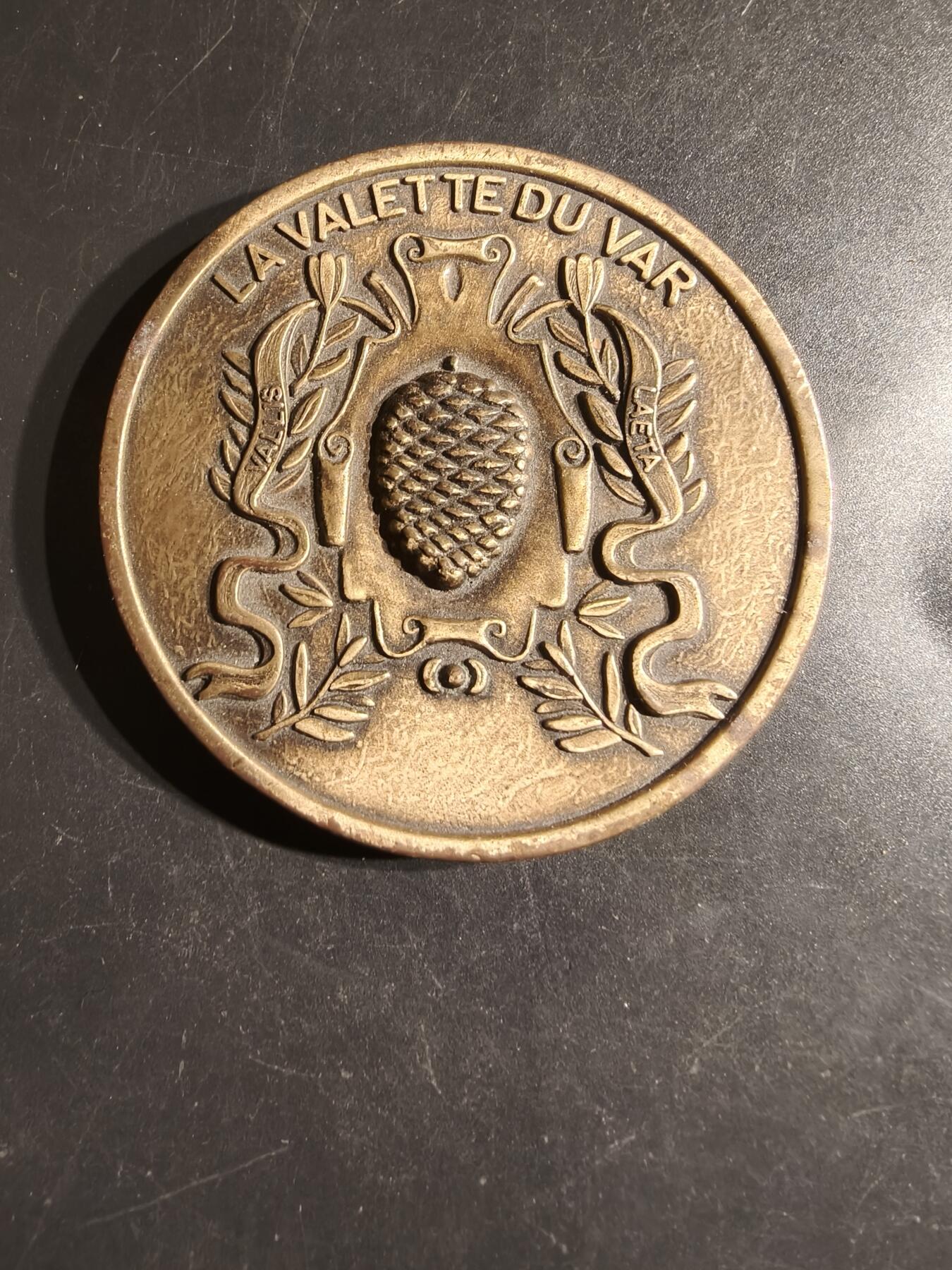 老王徽章第163期 13-15日三场连拍 16日统一发货  13、14日结束后可寄存