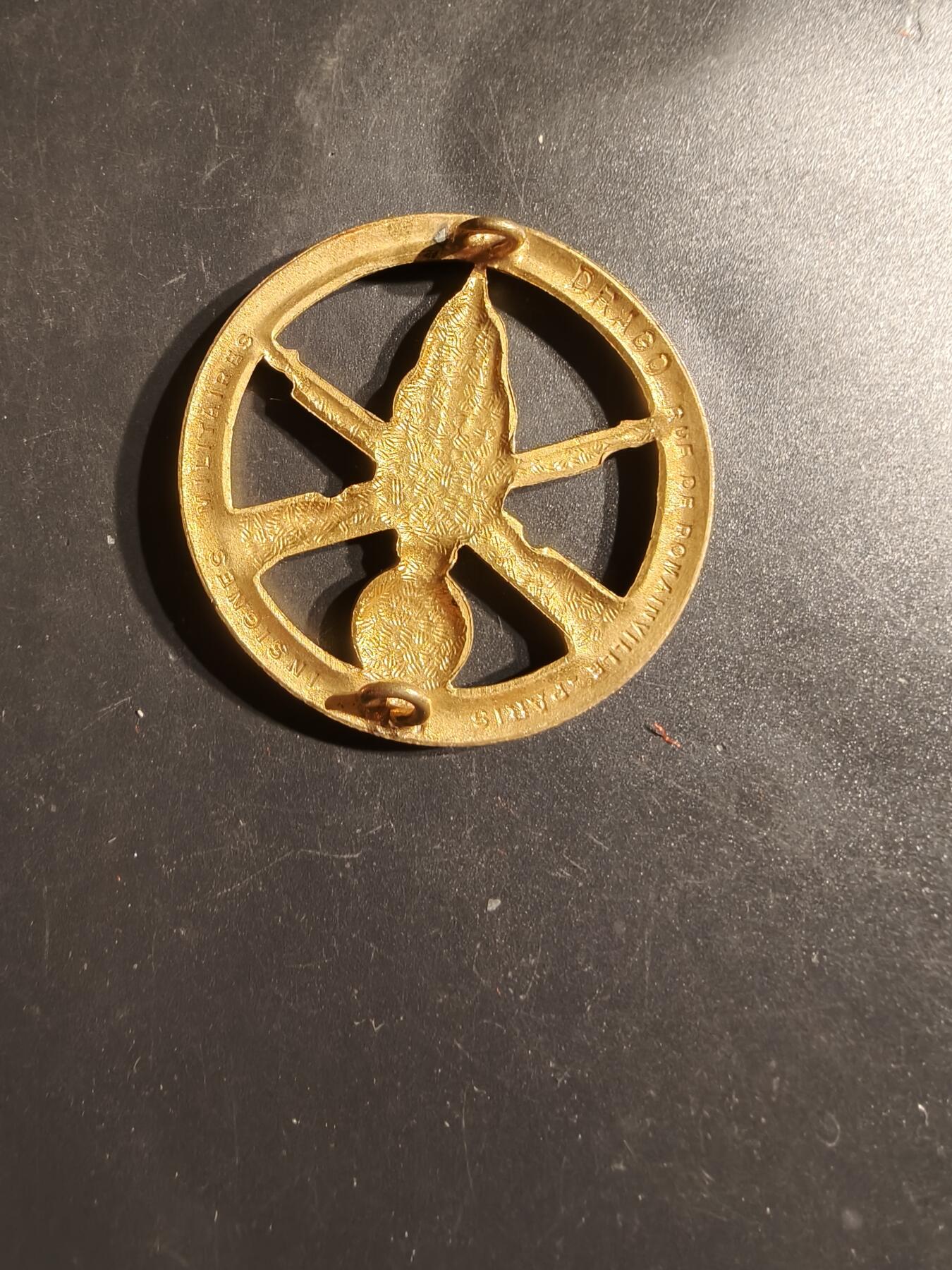 老王徽章第163期 13-15日三场连拍 16日统一发货  13、14日结束后可寄存  法国步兵贝雷帽徽