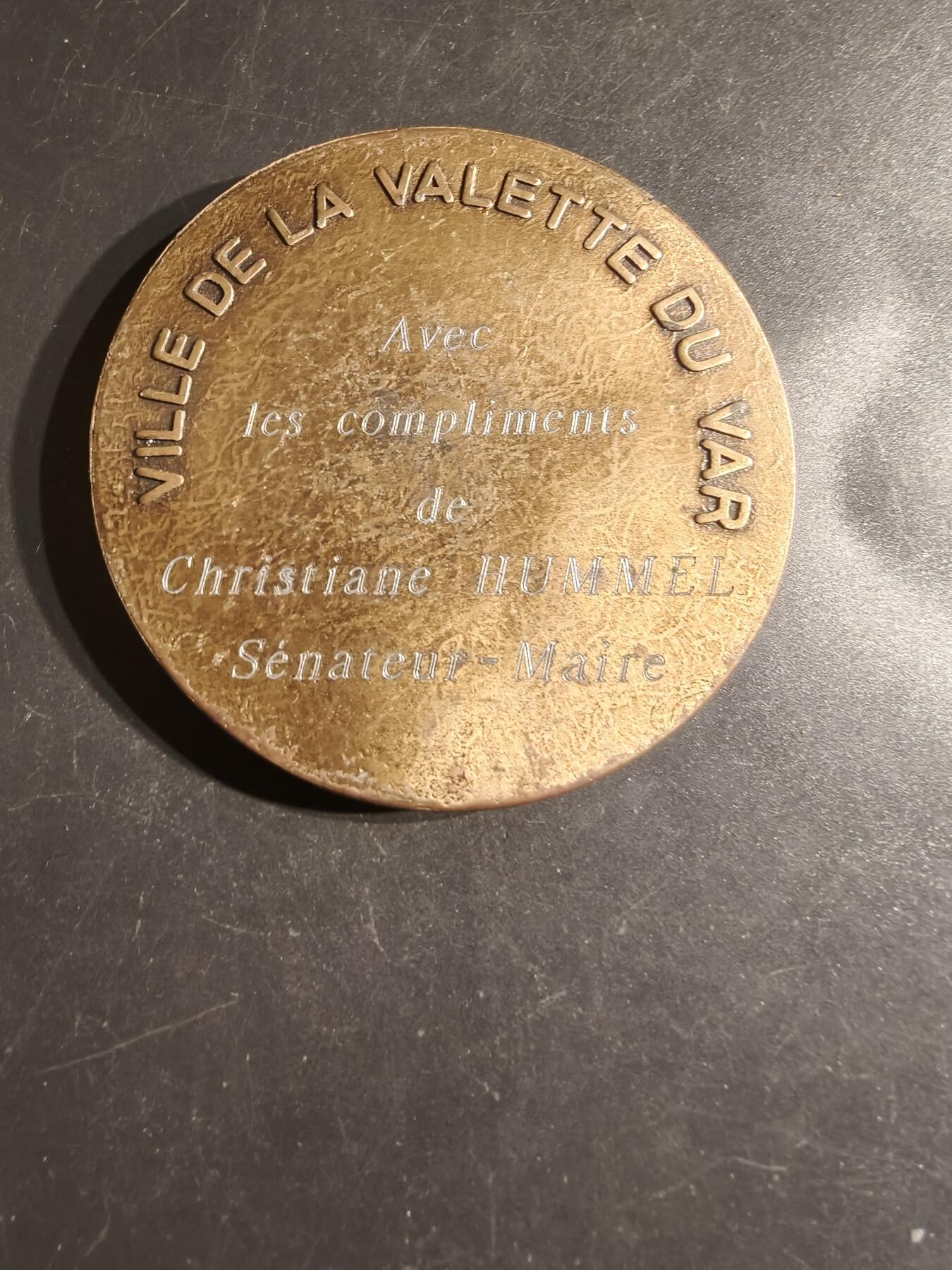 老王徽章第163期 13-15日三场连拍 16日统一发货  13、14日结束后可寄存