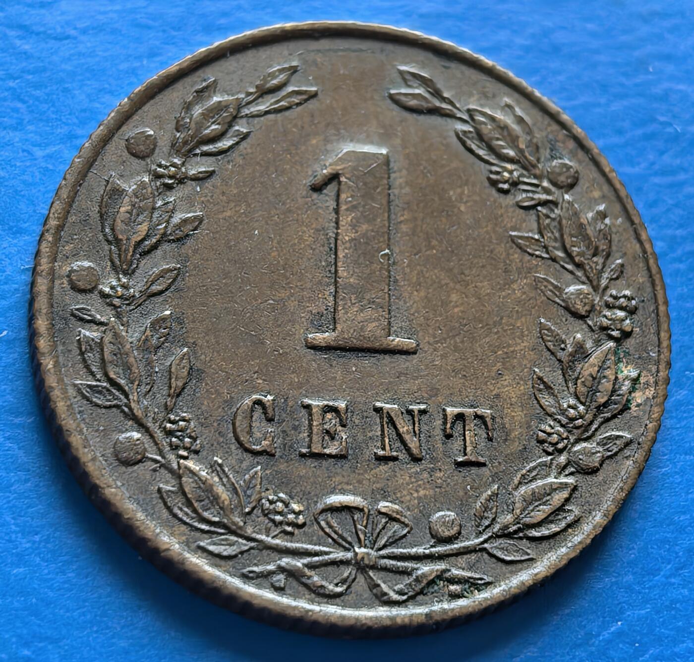 外国优质老铜币银币，周六九点倒数截拍，满百包邮，可寄存半年，喜欢朋友微信扫描二维码可直接参拍