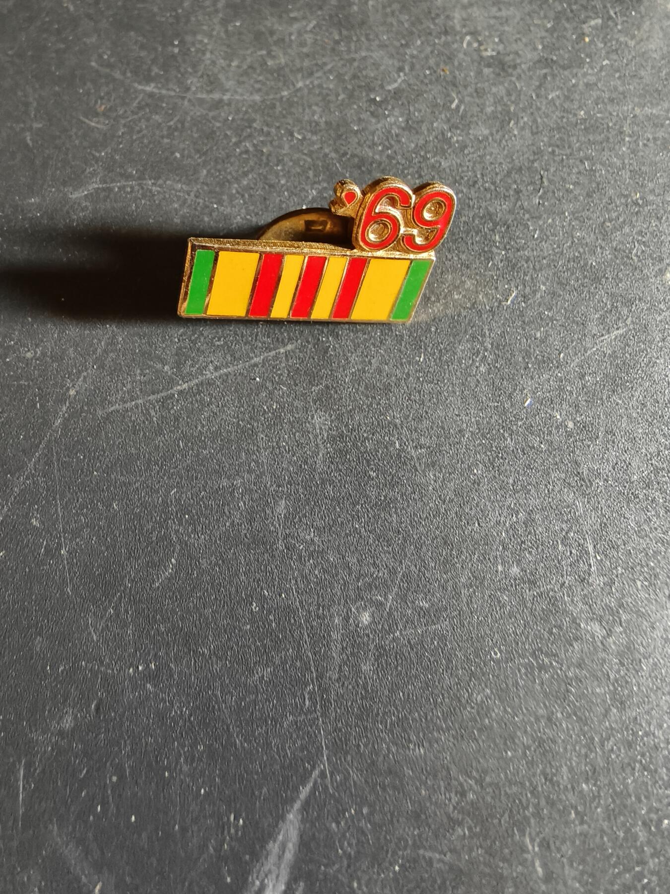 老王徽章第163期 13-15日三场连拍 16日统一发货  13、14日结束后可寄存  美国越战徽章1969