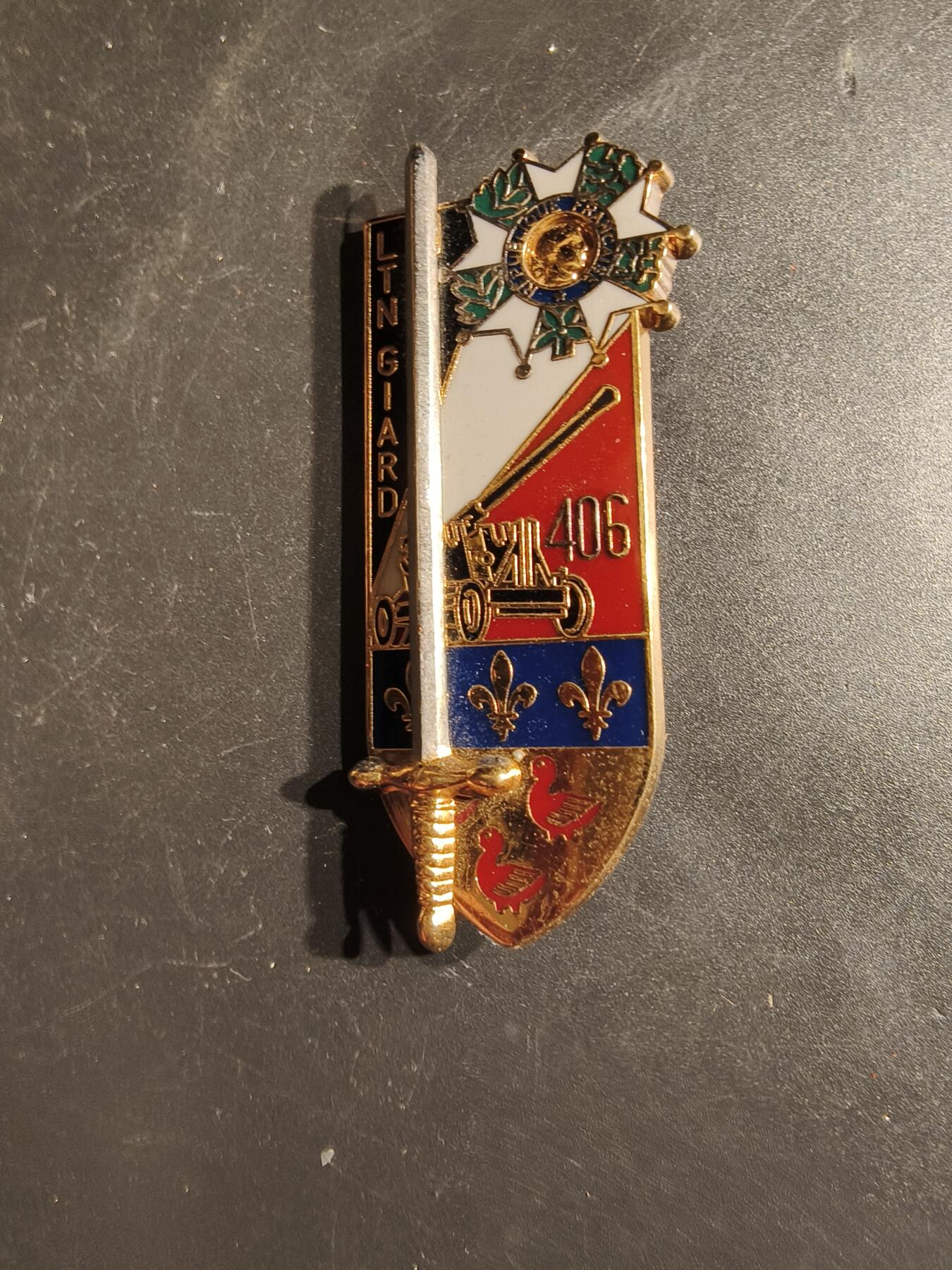 老王徽章第163期 13-15日三场连拍 16日统一发货  13、14日结束后可寄存 法国第406炮兵团吉拉尔中尉晋升证章 