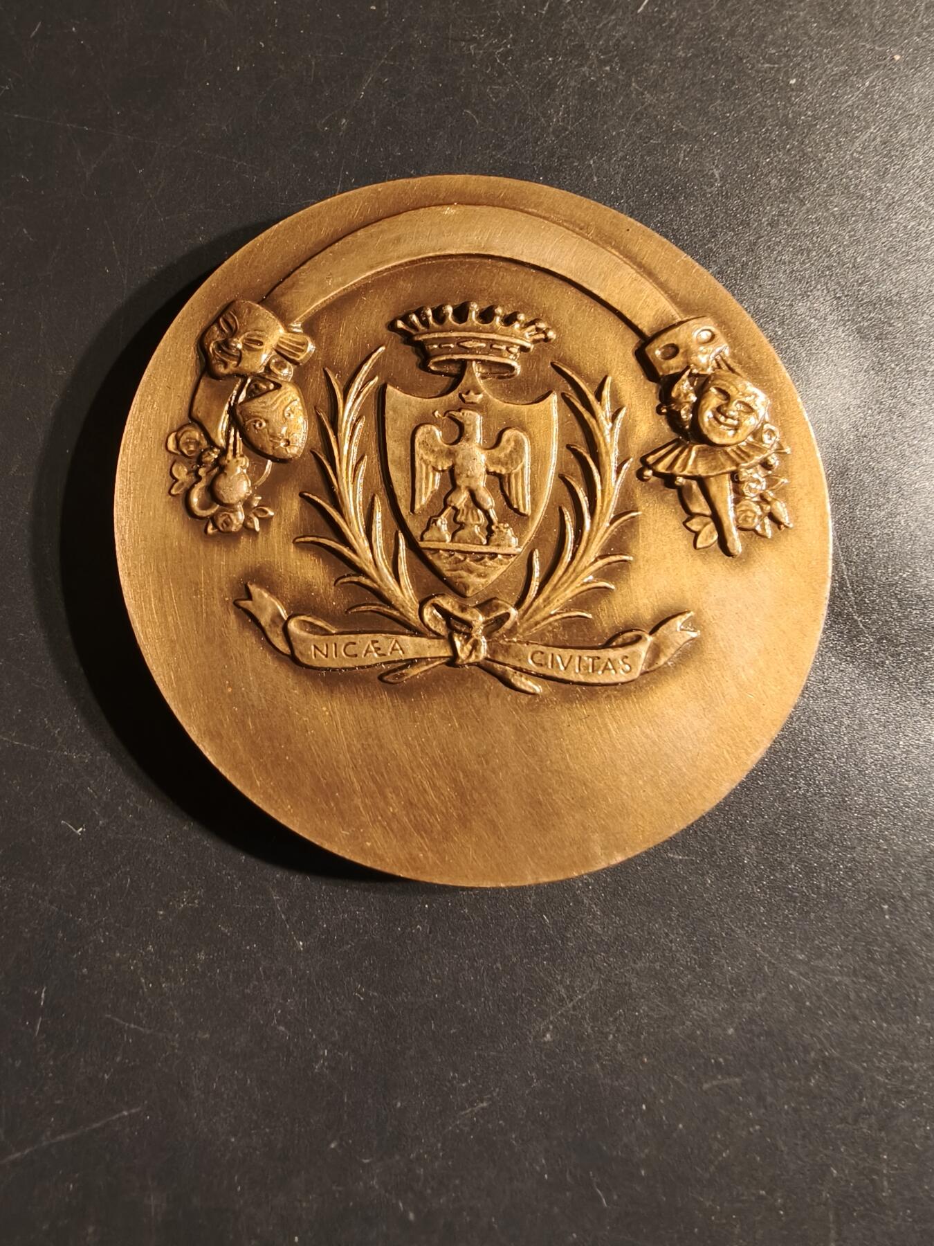 老王徽章第163期 13-15日三场连拍 16日统一发货  13、14日结束后可寄存